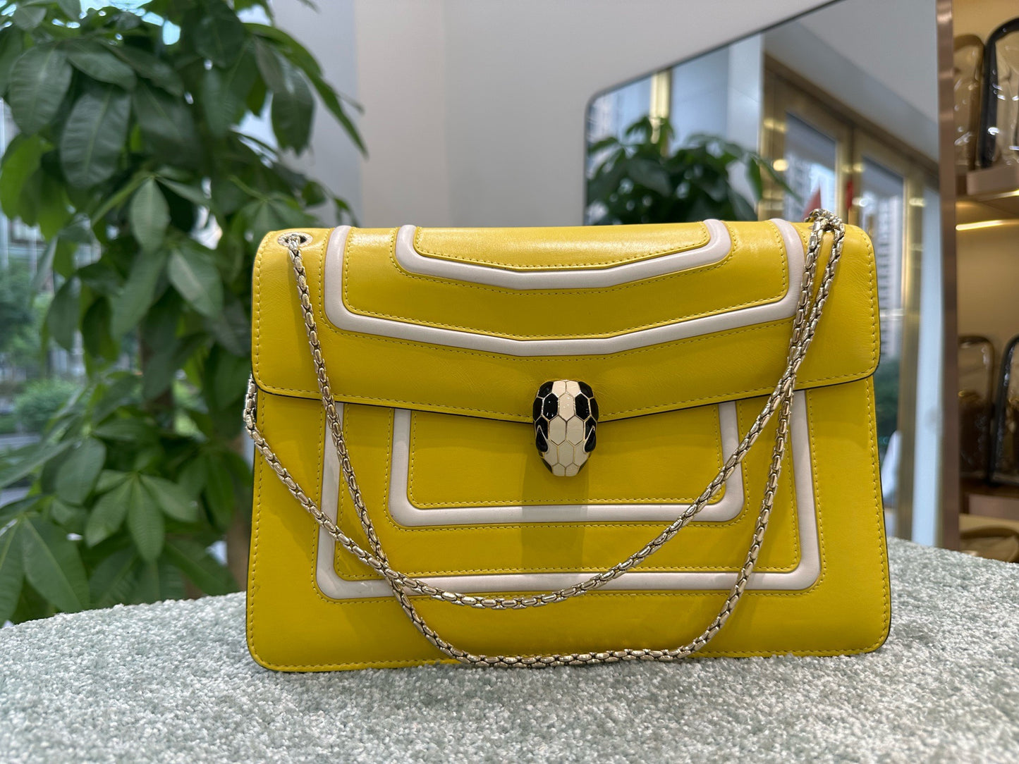 Bulgari - Serpenti - Leather - Yellow - (medium)