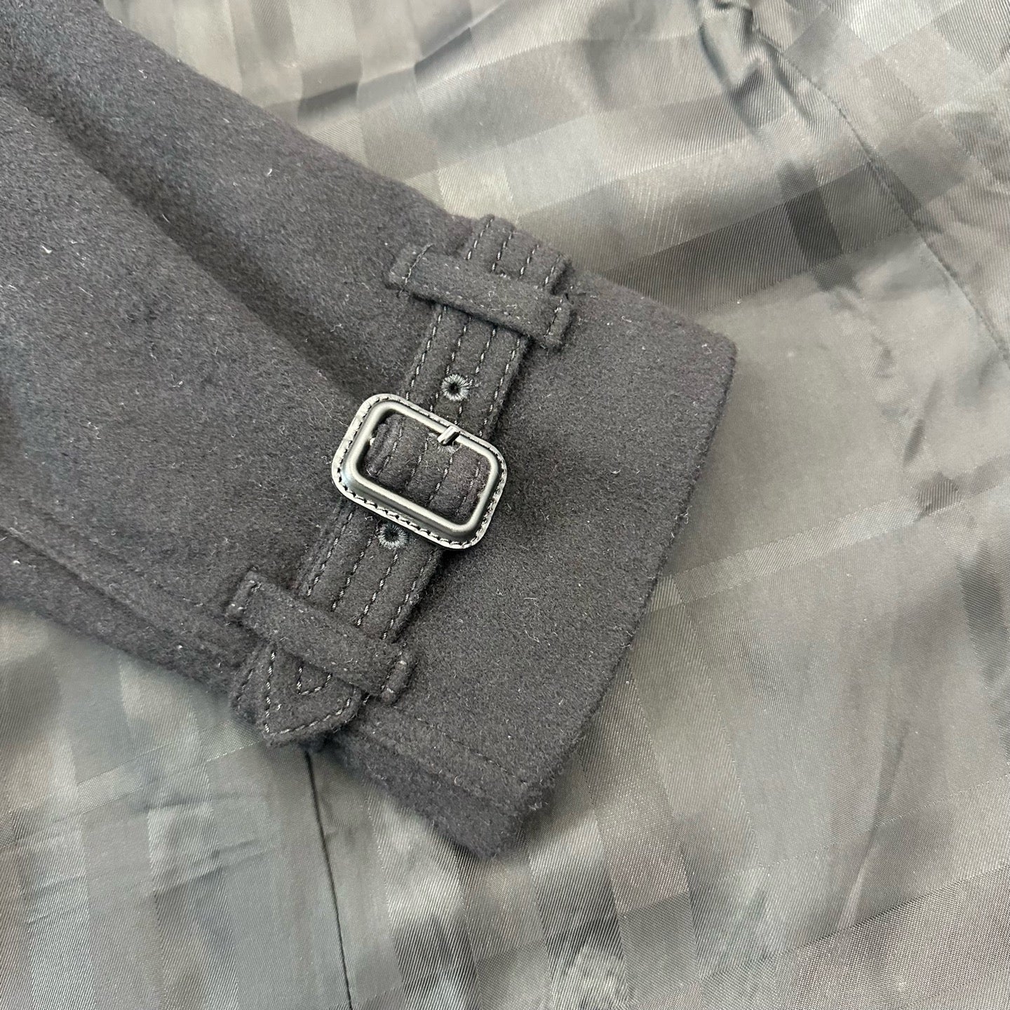 Burberry - 17592A - Wool - Black - (S)