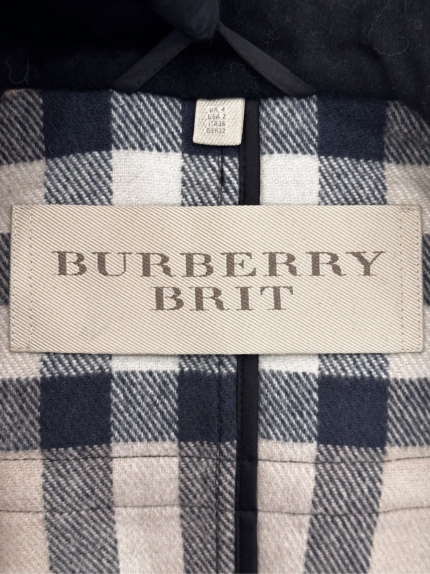 Burberry - Brit - Wool - Black - (4)