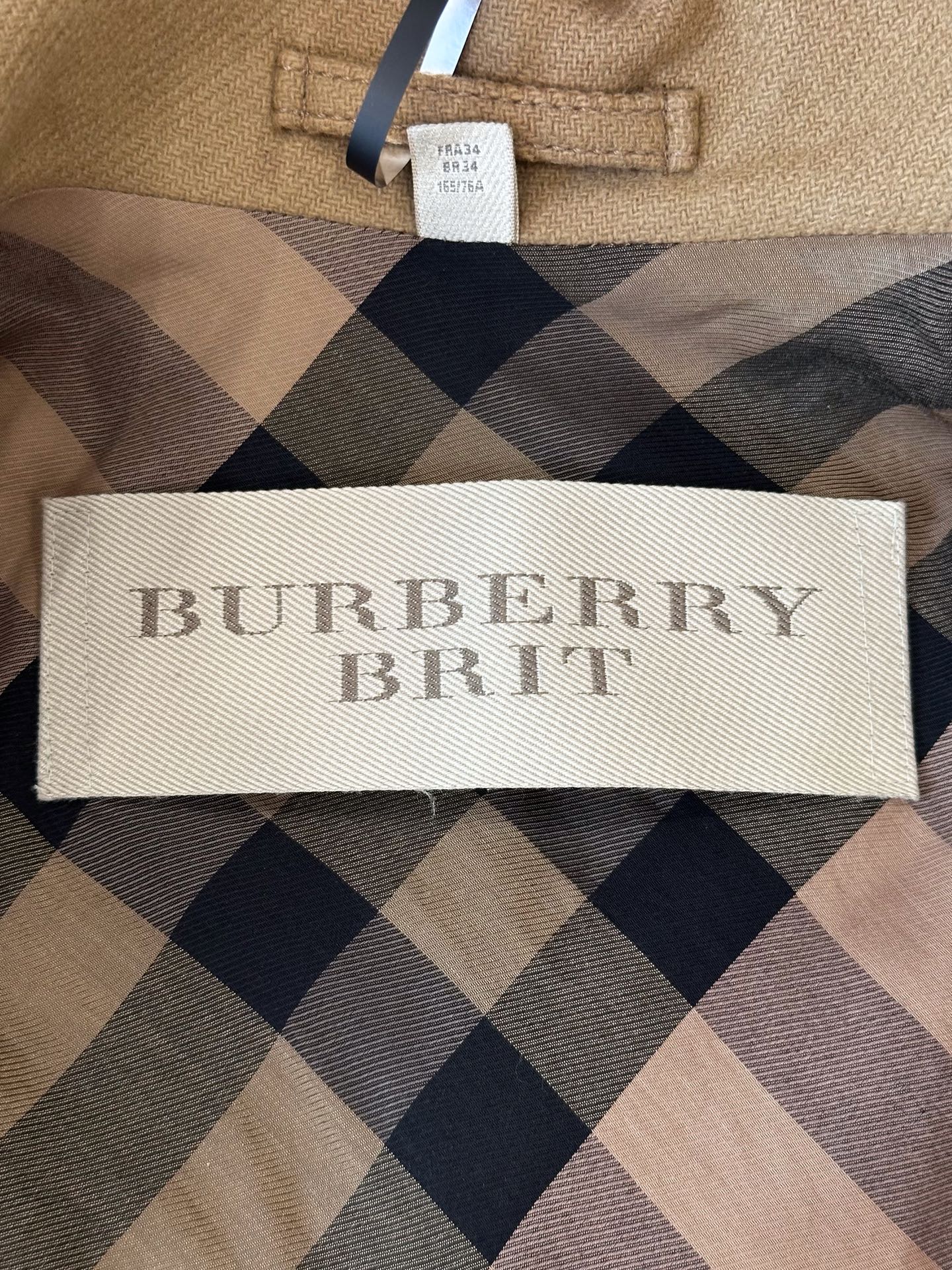 Burberry - Brit - Wool - Camel - (4)