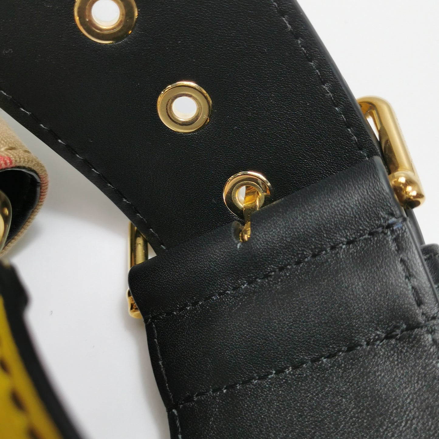 Burberry - Buckle - Leather - Multicolour - (small)