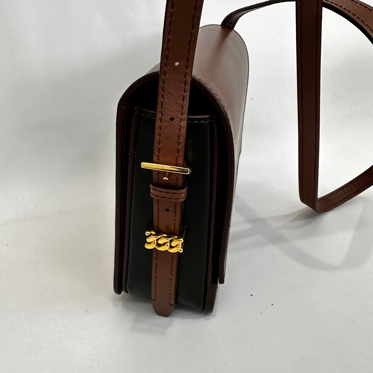 Burberry - Crossbody Bag - Leather - Brown - (Small)