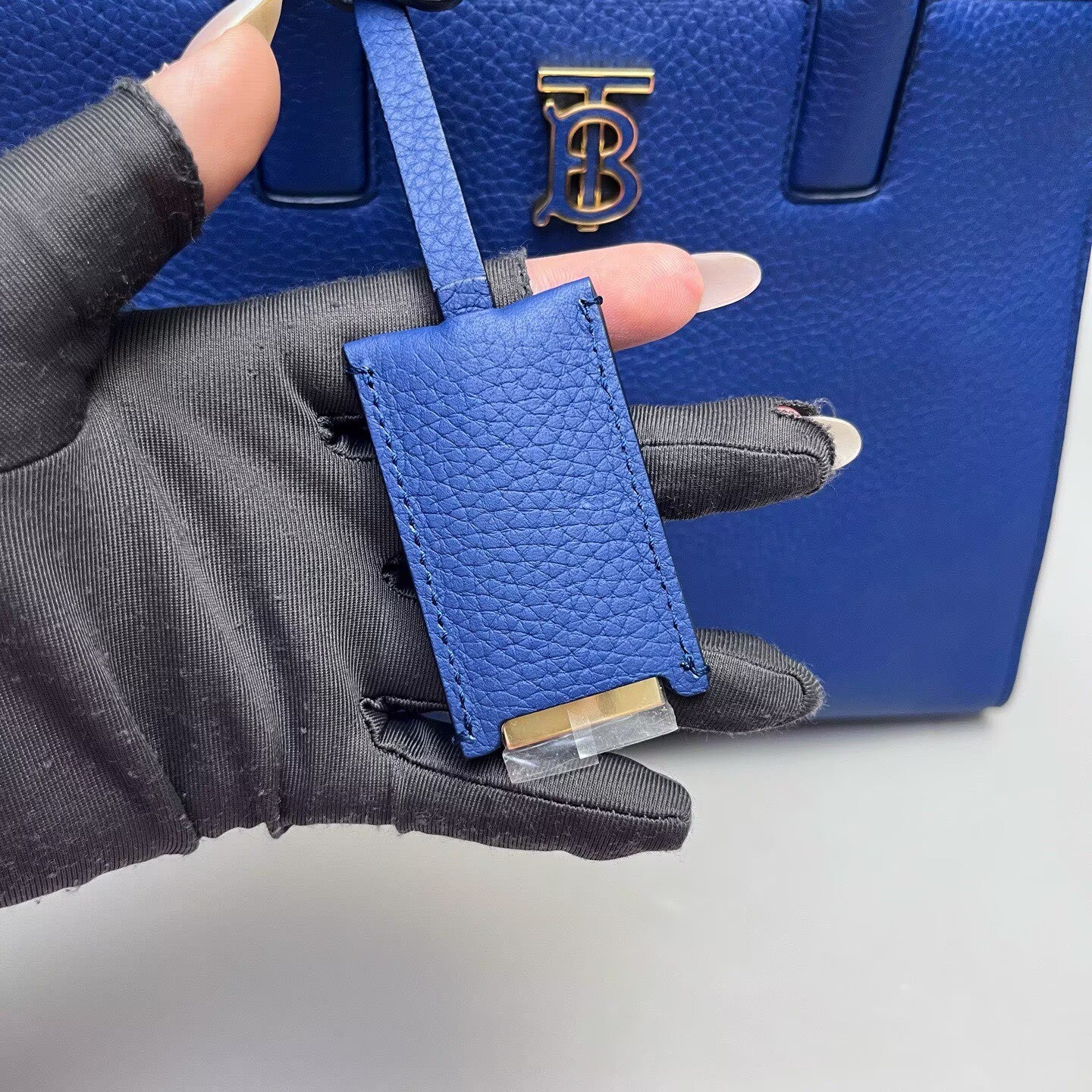 Burberry - Frances - Pebbled calfskin leather - Blue - (small)