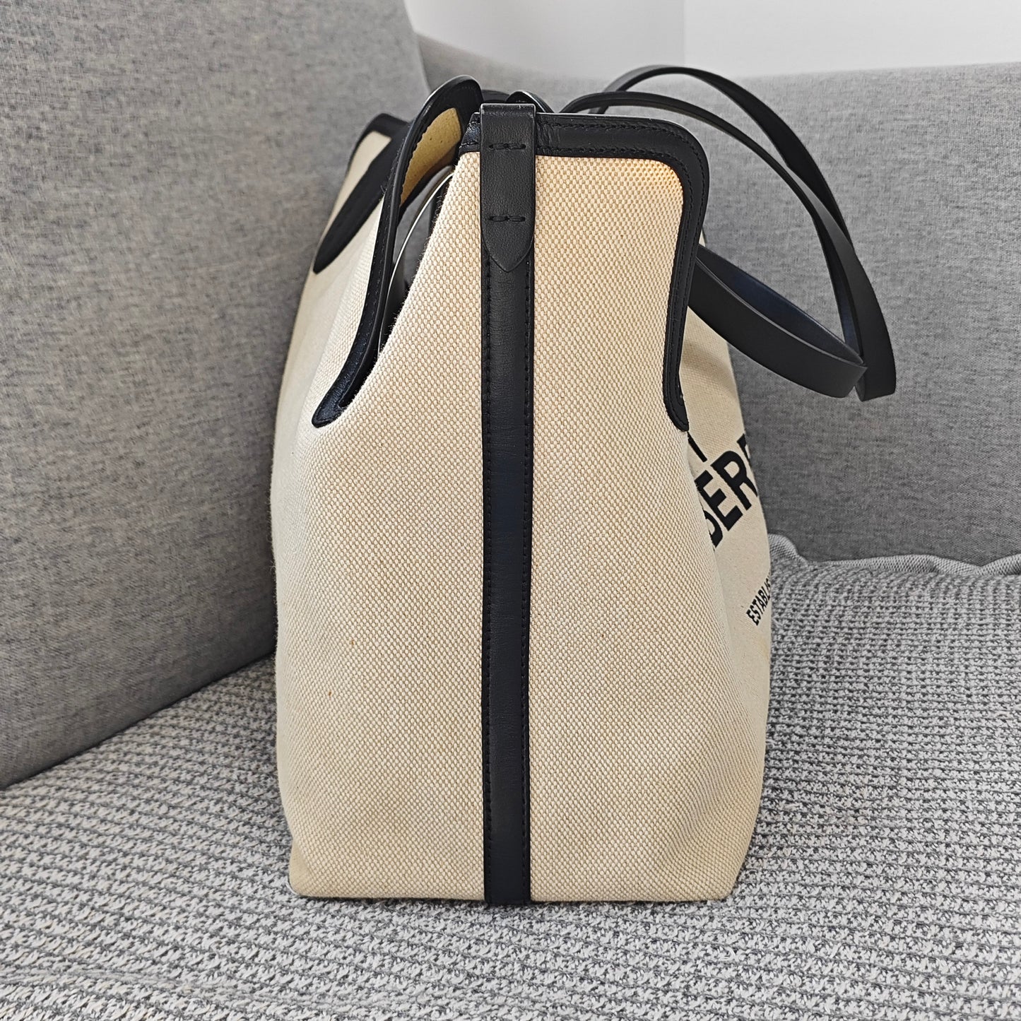 Burberry - Freya Tote - Cotton - Beige - (medium)