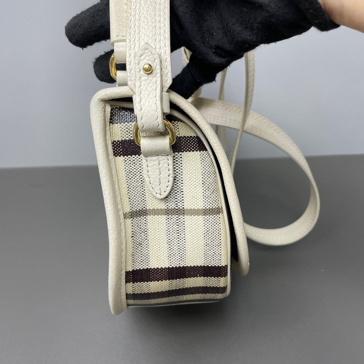 Burberry - Highlands Check Crossbody Bag - Cloth - Beige - (small)