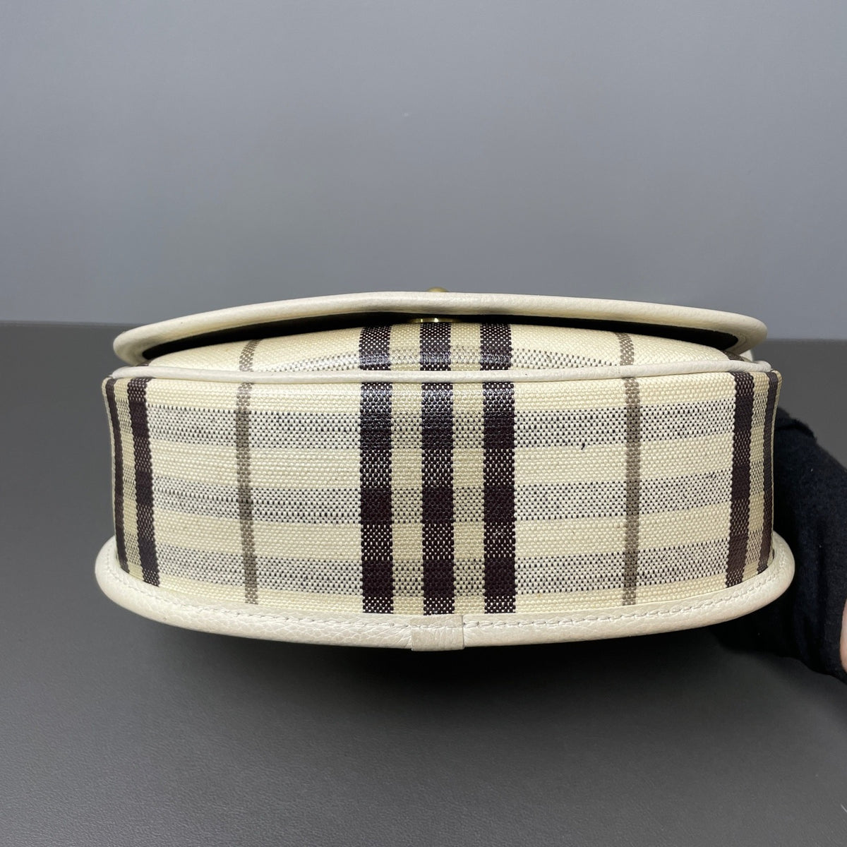 Burberry - Highlands Check Crossbody Bag - Cloth - Beige - (small)