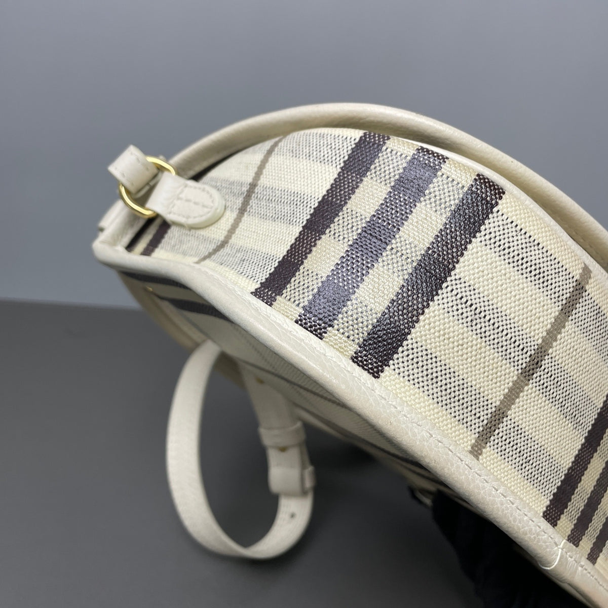 Burberry - Highlands Check Crossbody Bag - Cloth - Beige - (small)