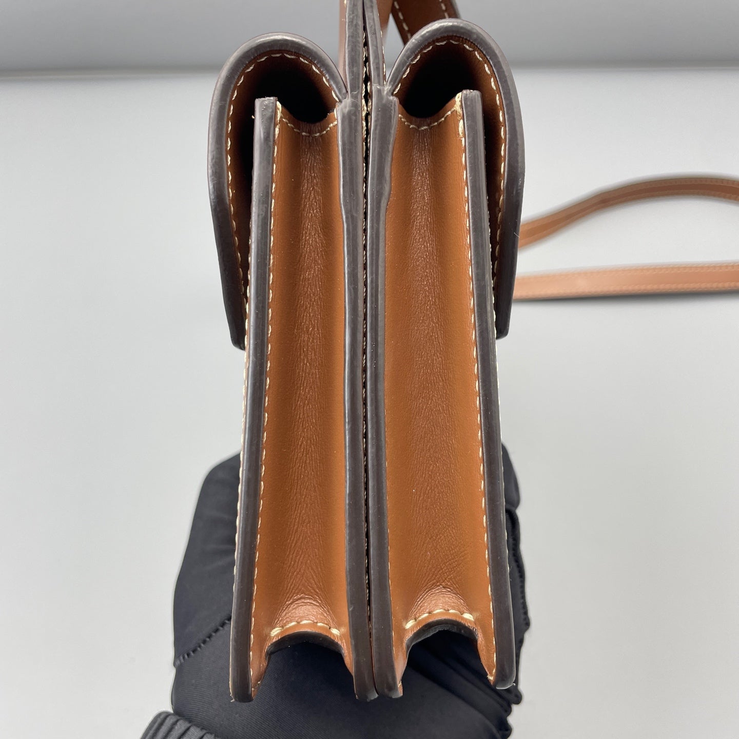 Burberry - Horseferry Print Pocket Bag - Leather and Canvas - Brown - (mini)