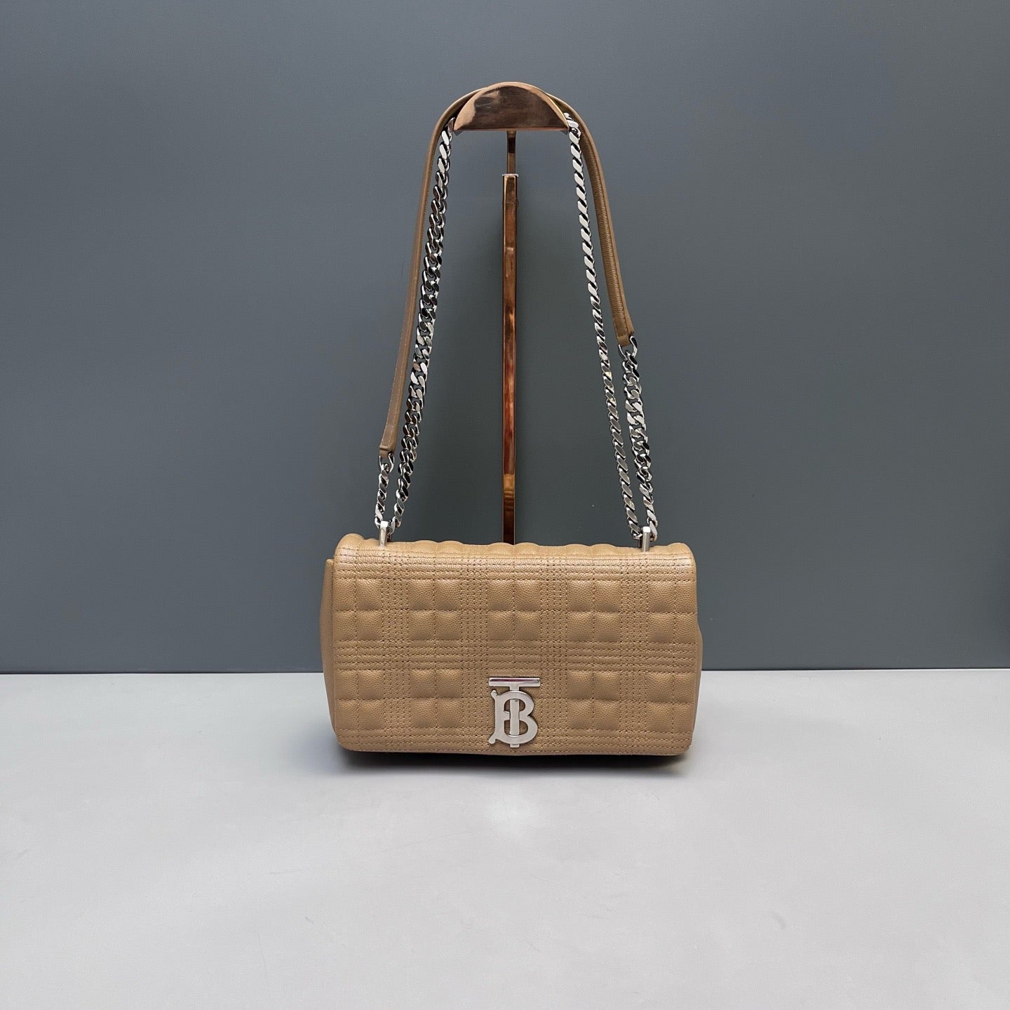 Burberry - Lola Bag - Leather - Camel - (medium)