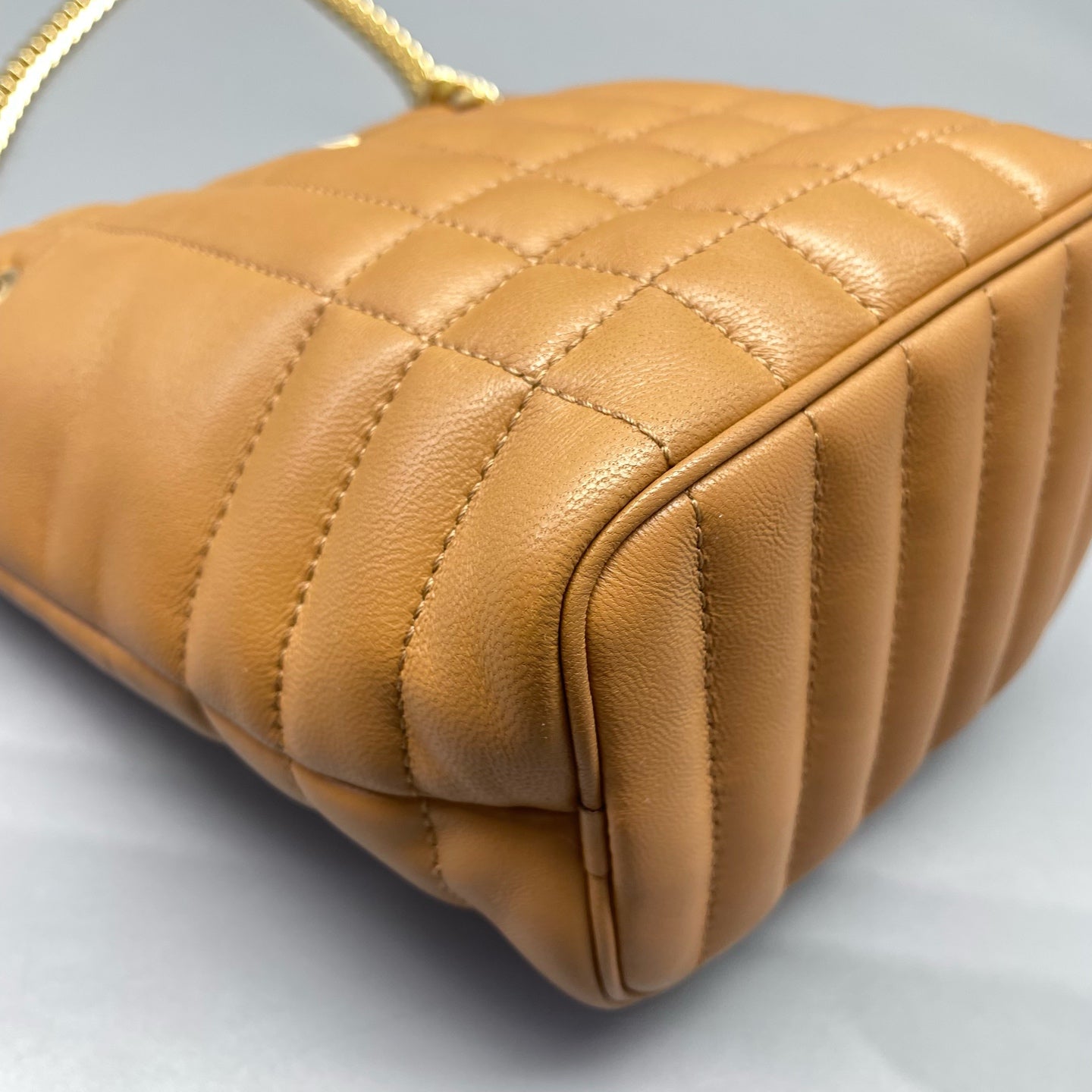 Burberry - Lola Bucket Bag - Leather - Caramel - (Mini)
