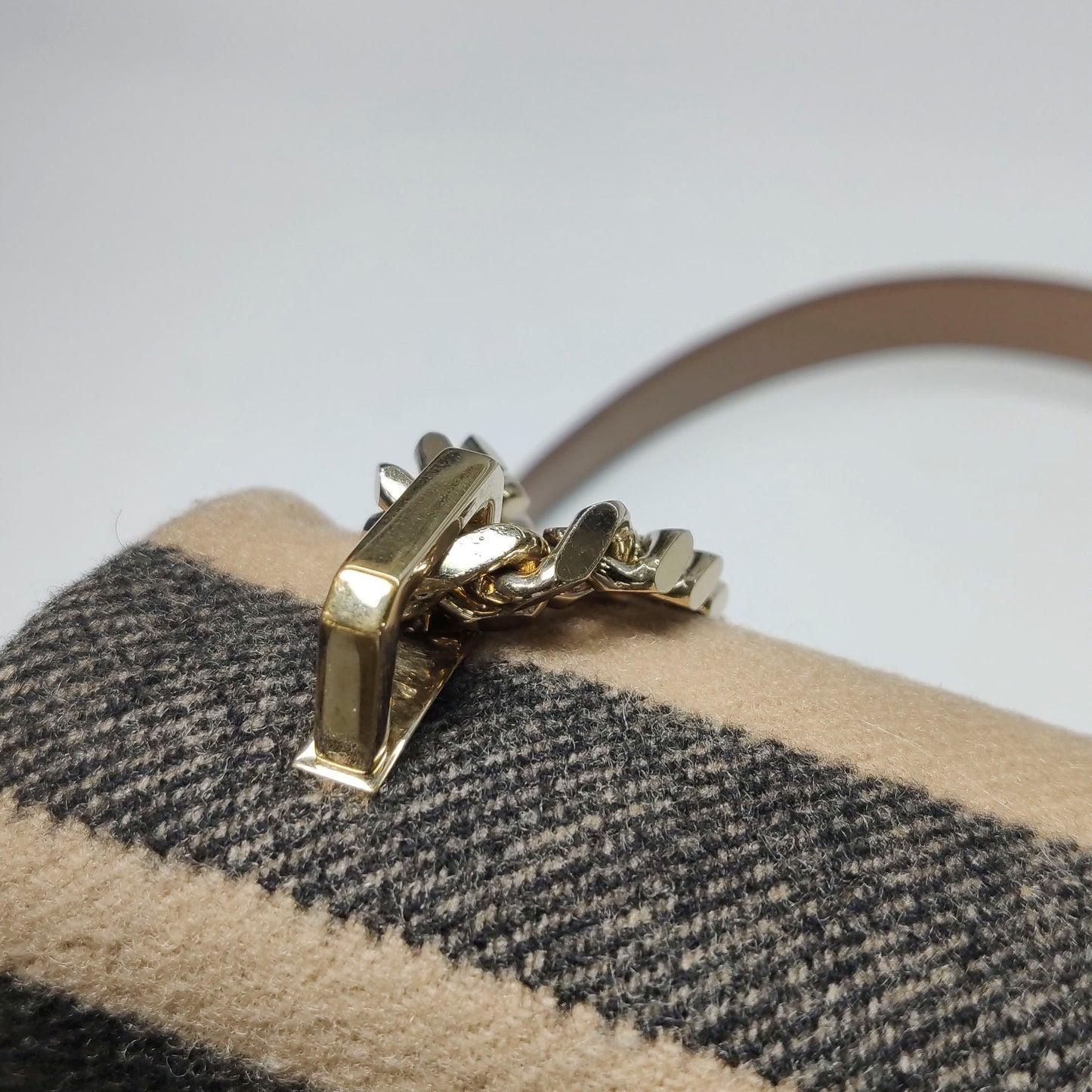 Burberry - Lola - Wool - Multicolour - (small)