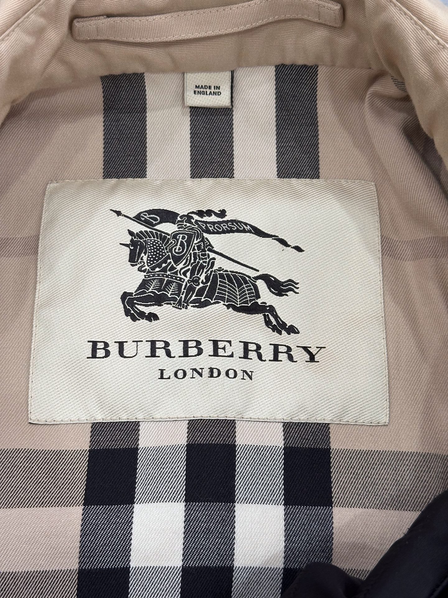 Burberry - London - Polyester - Beige - (6)