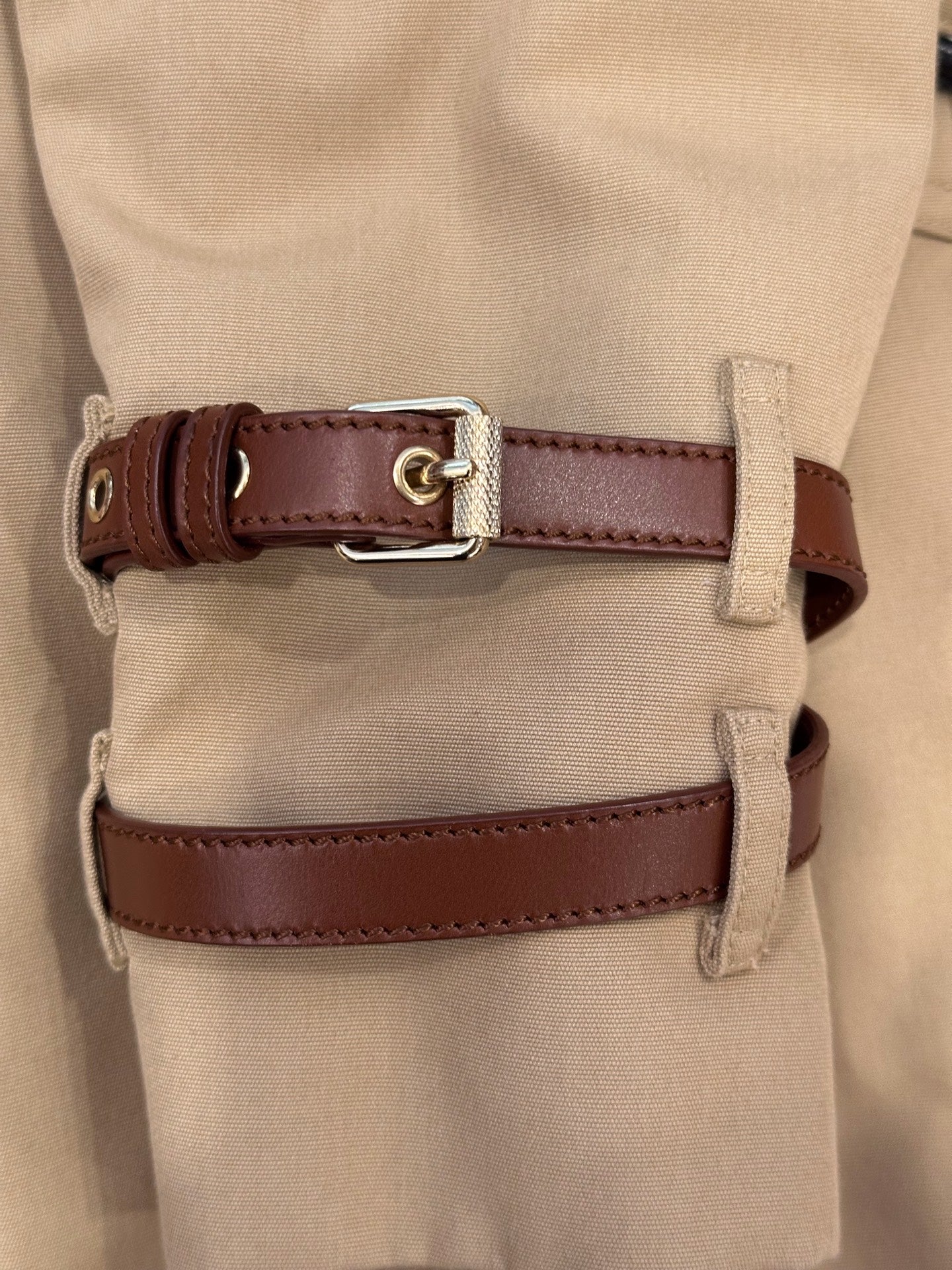 Burberry - London - Polyester - Beige - (8)
