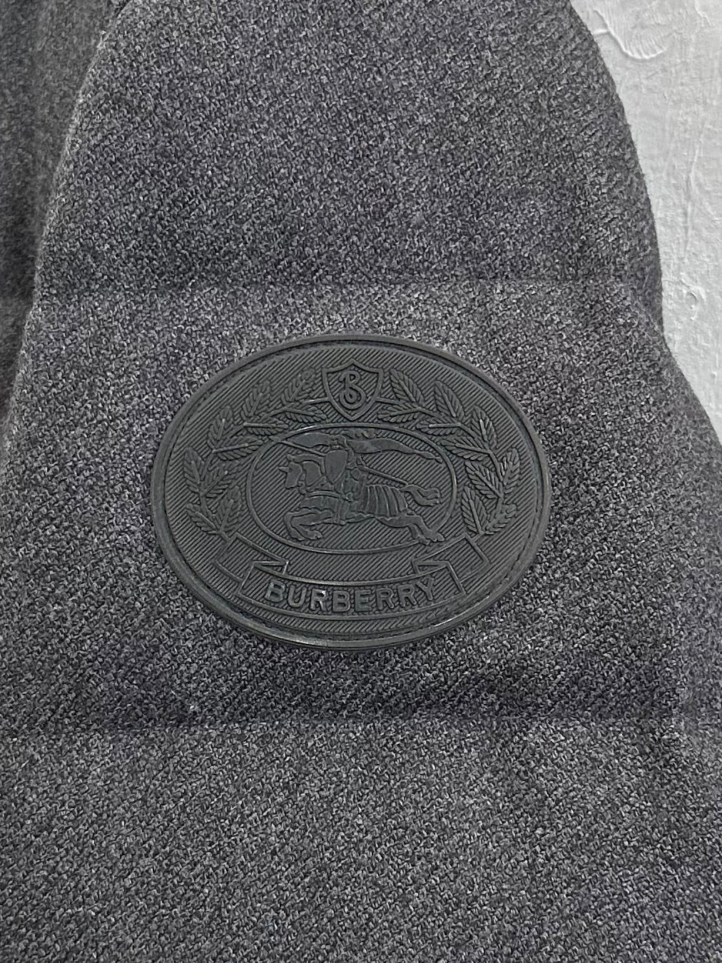 Burberry - London - Wool - Grey - (48)