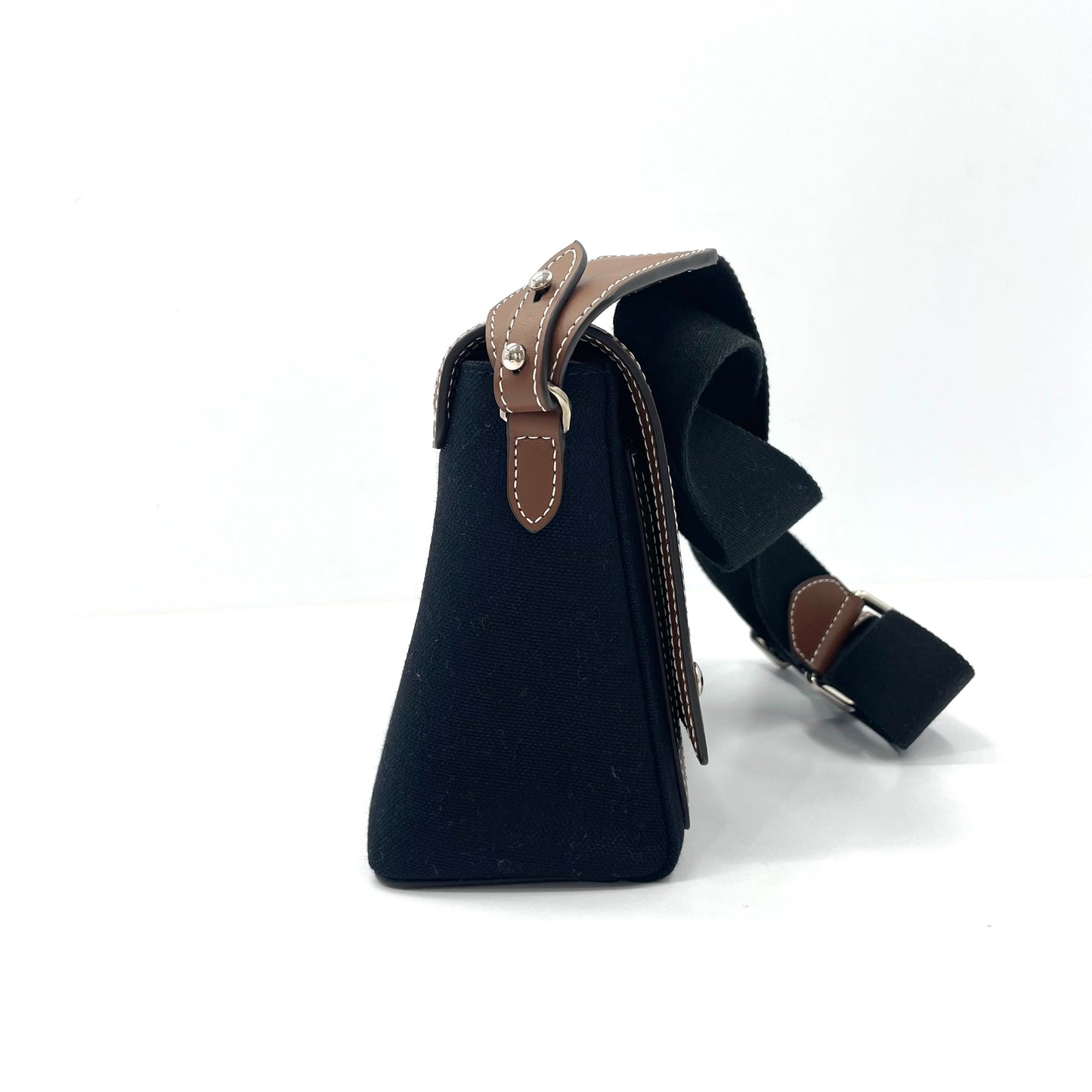 Burberry - Note - Cloth - Black