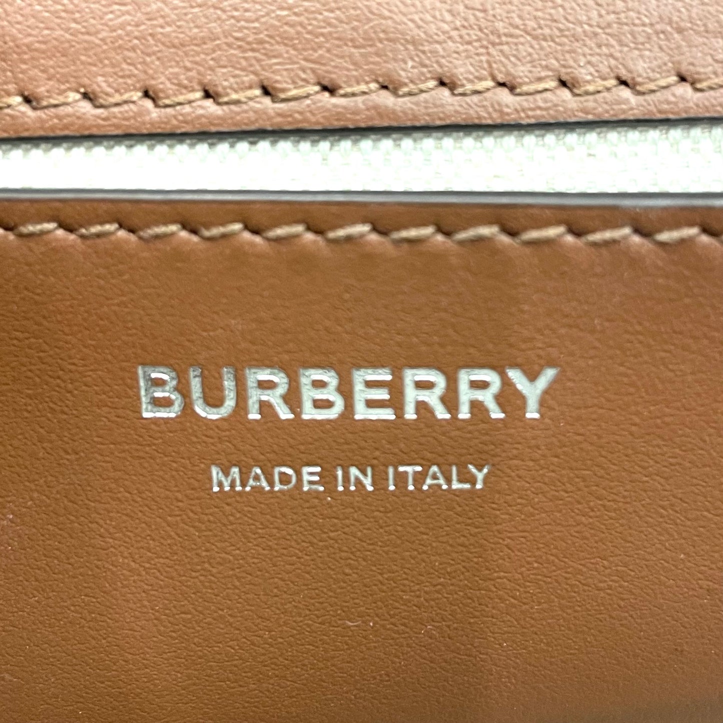Burberry - Note - Cloth - Black