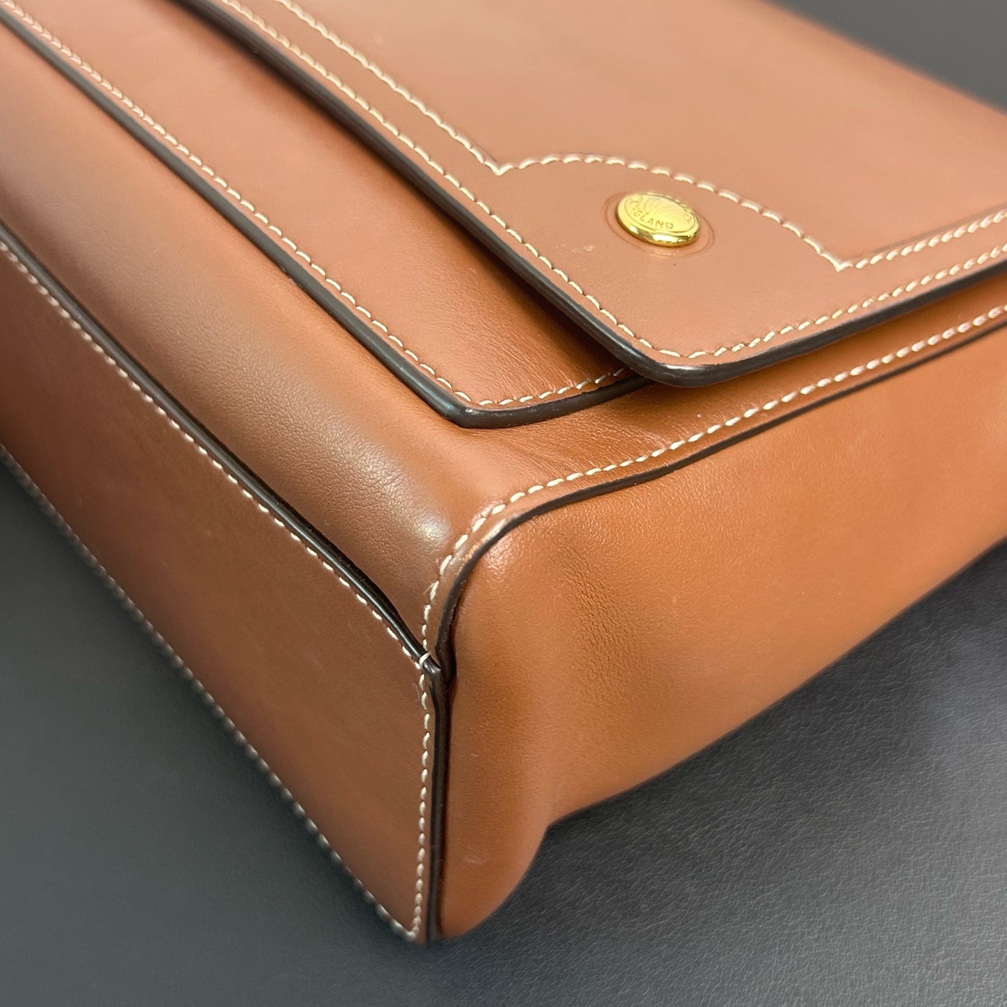 Burberry - Note Messenger Bag - Leather - Brown - (medium)