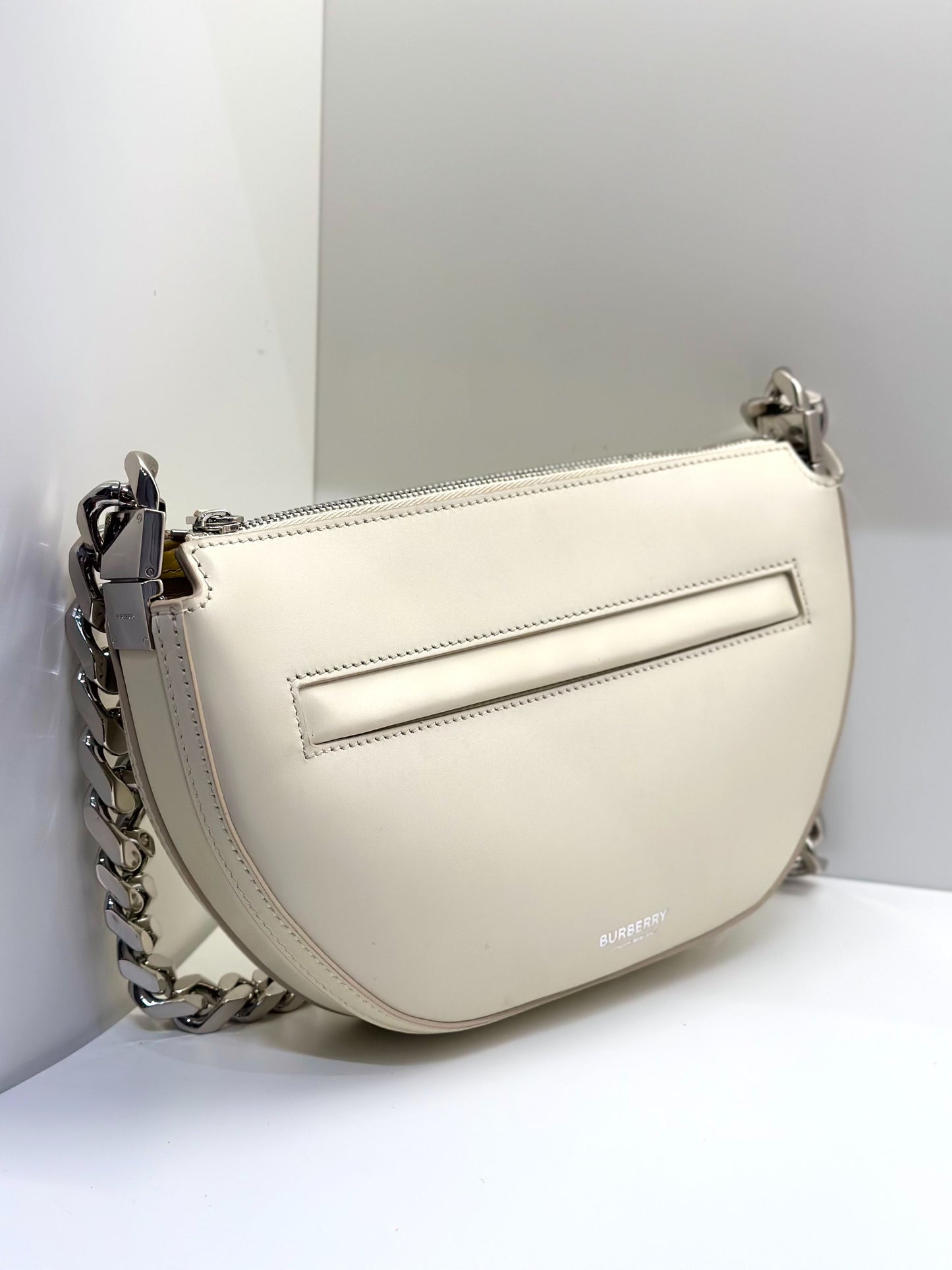 Burberry - Olympia - Leather - Beige