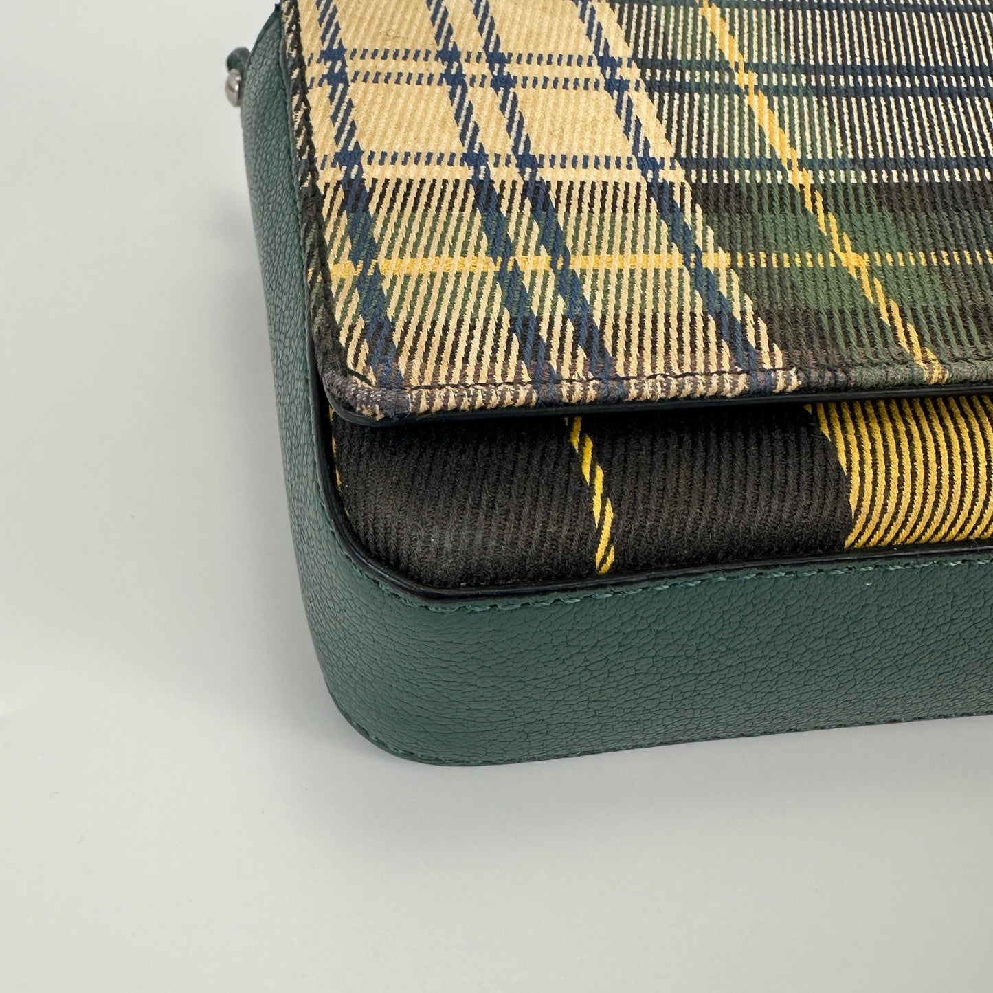 Burberry - Other - Canvas and Leather - Green - (mini)