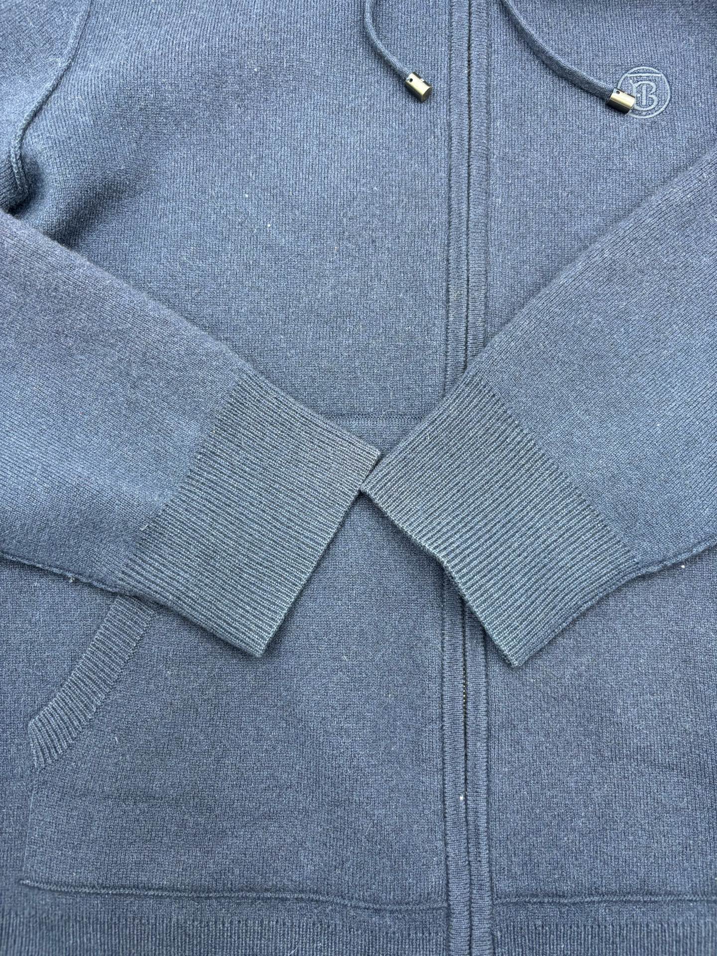 Burberry - Other - Cashmere - Navy - (XL)