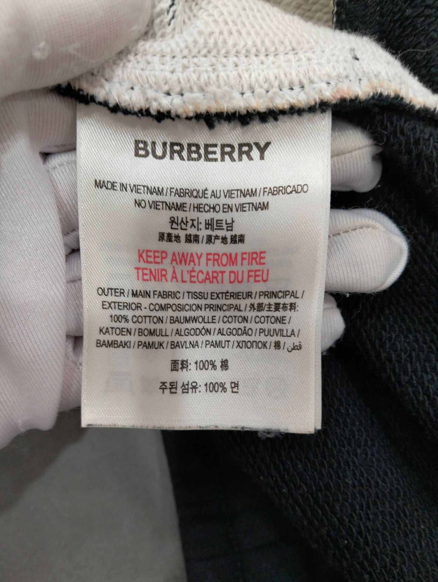 Burberry - Other - Cotton - Black - (L)