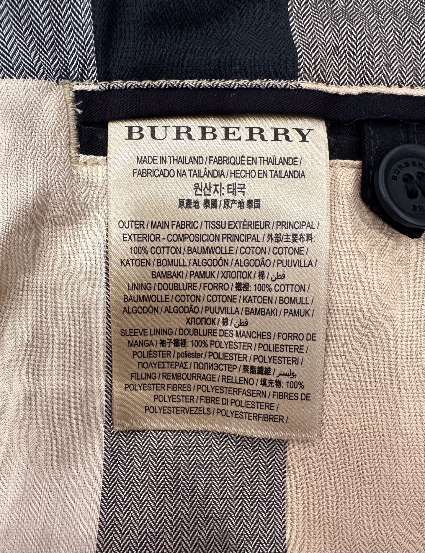 Burberry - Other - Cotton - Black - (M)