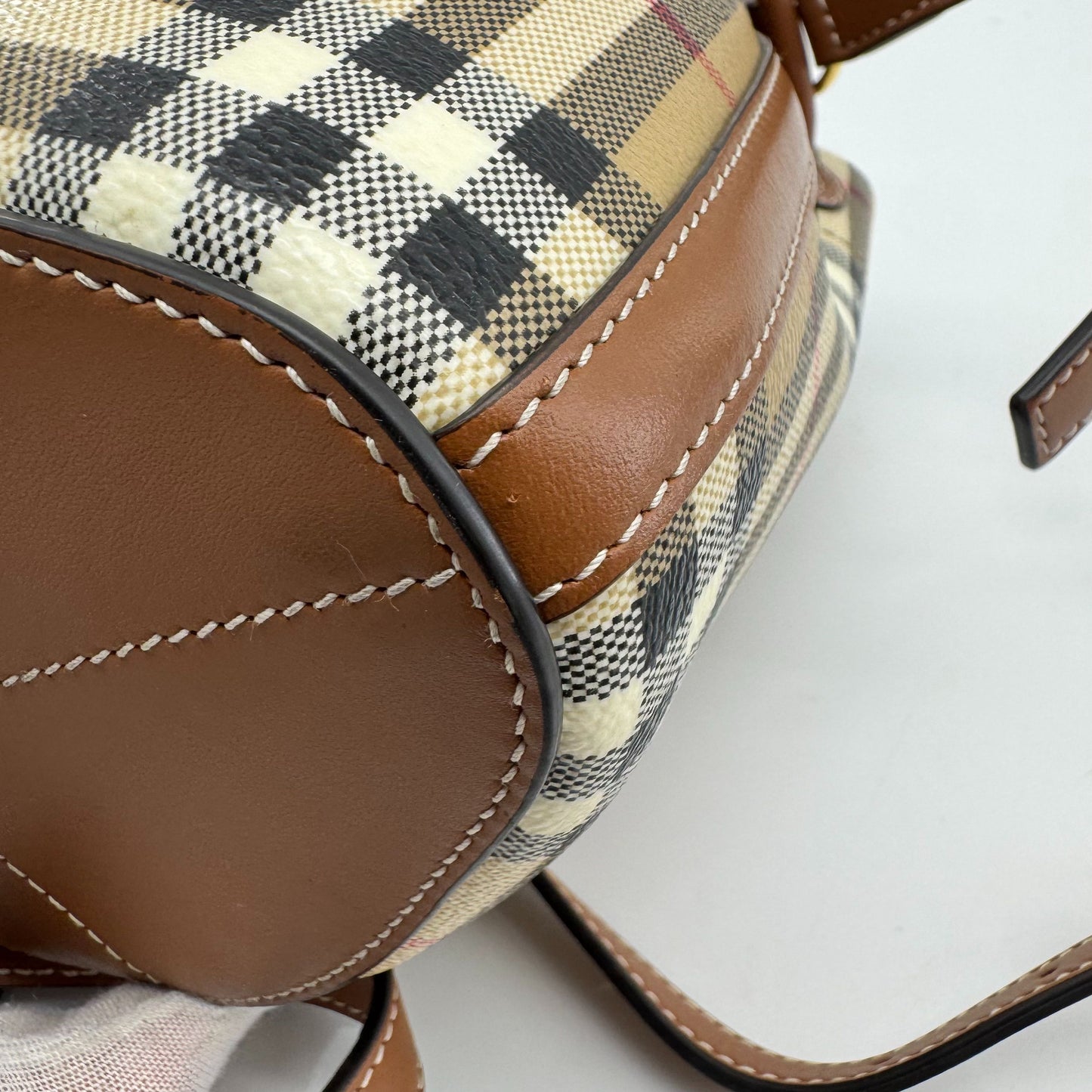 Burberry - Other - Leather - Beige - (mini)