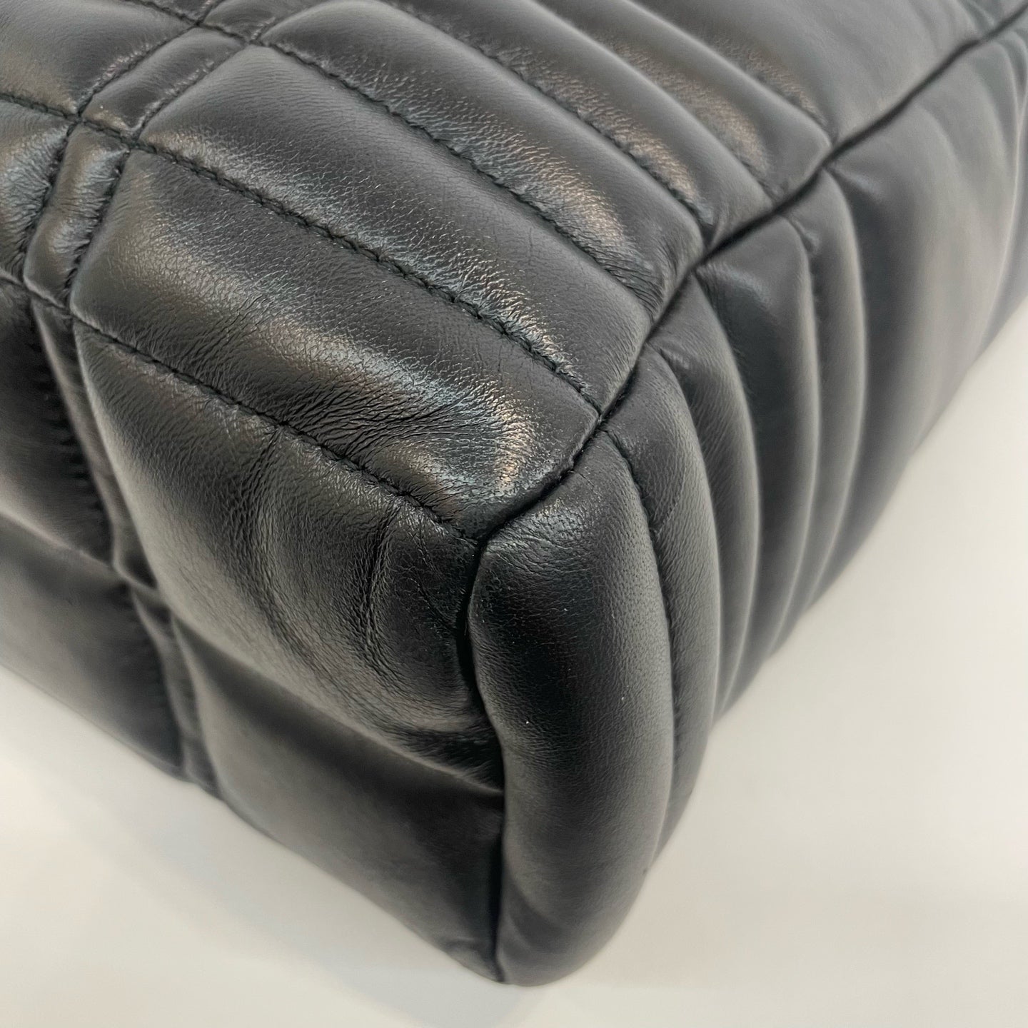 Burberry - Other - Leather - Black - (medium)