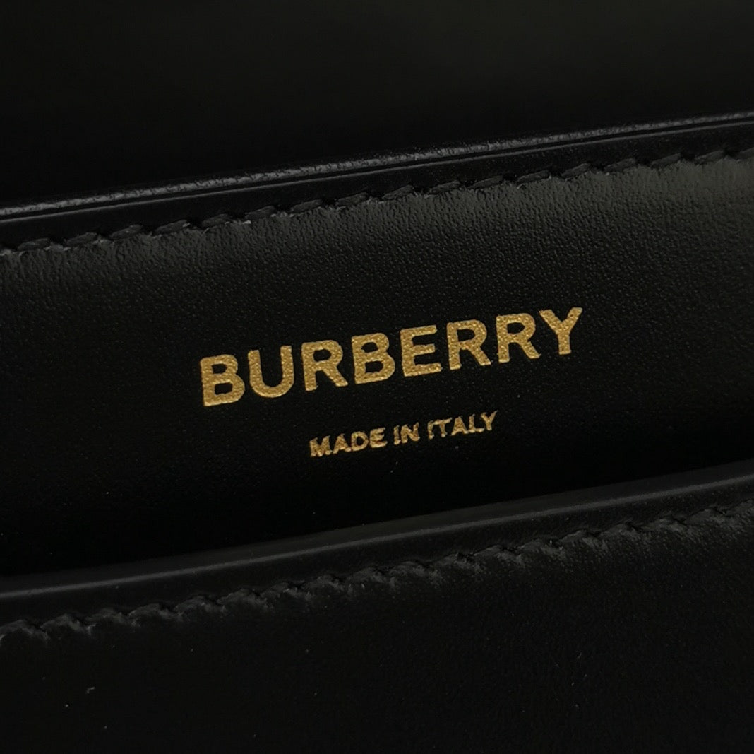 Burberry - Other - Leather - Black - (mini)