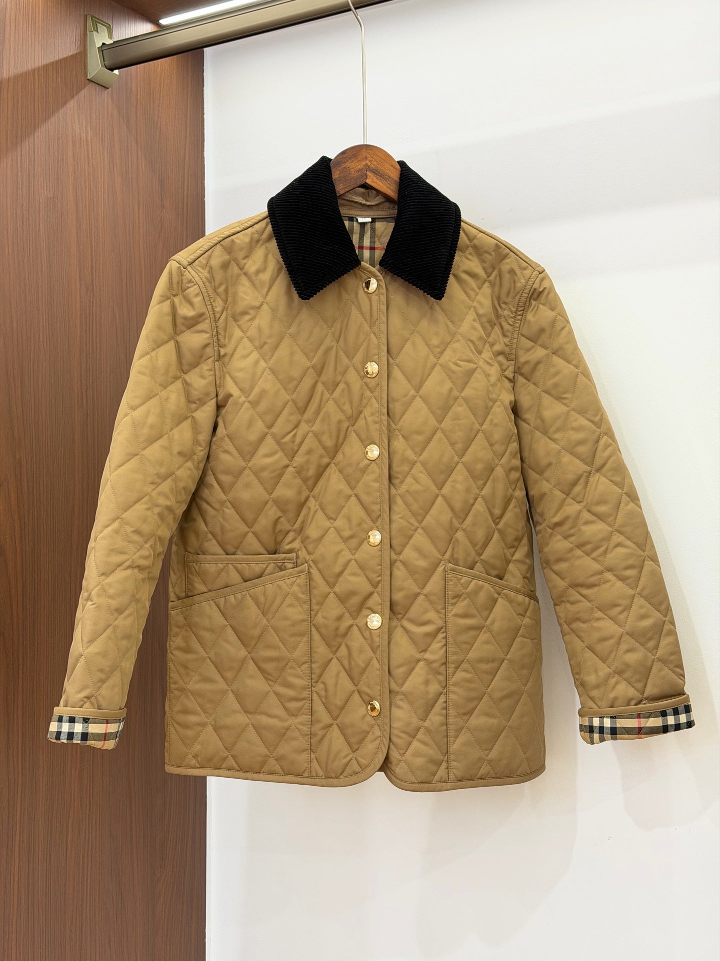 Burberry - Other - Polyester - Camel - (XS)