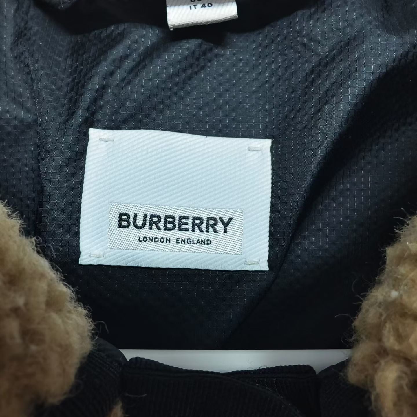 Burberry - Other - Wool - Beige - (40)