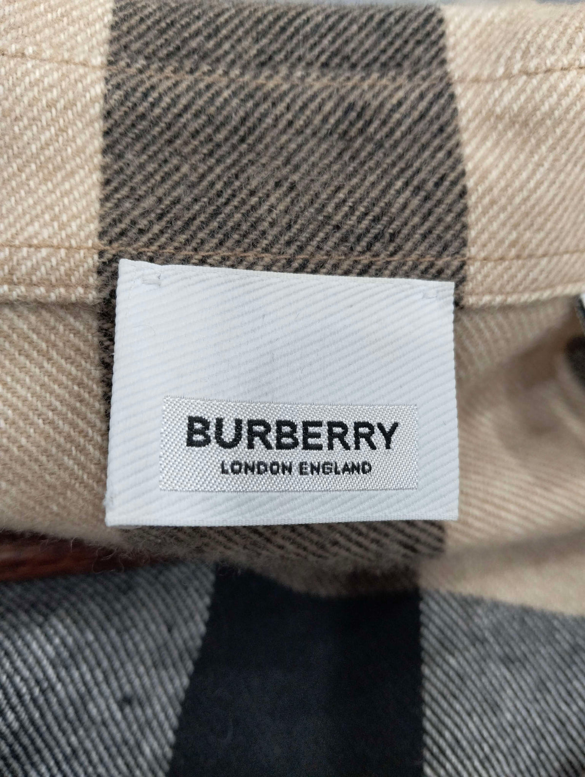 Burberry - Other - Wool - Beige - (M)