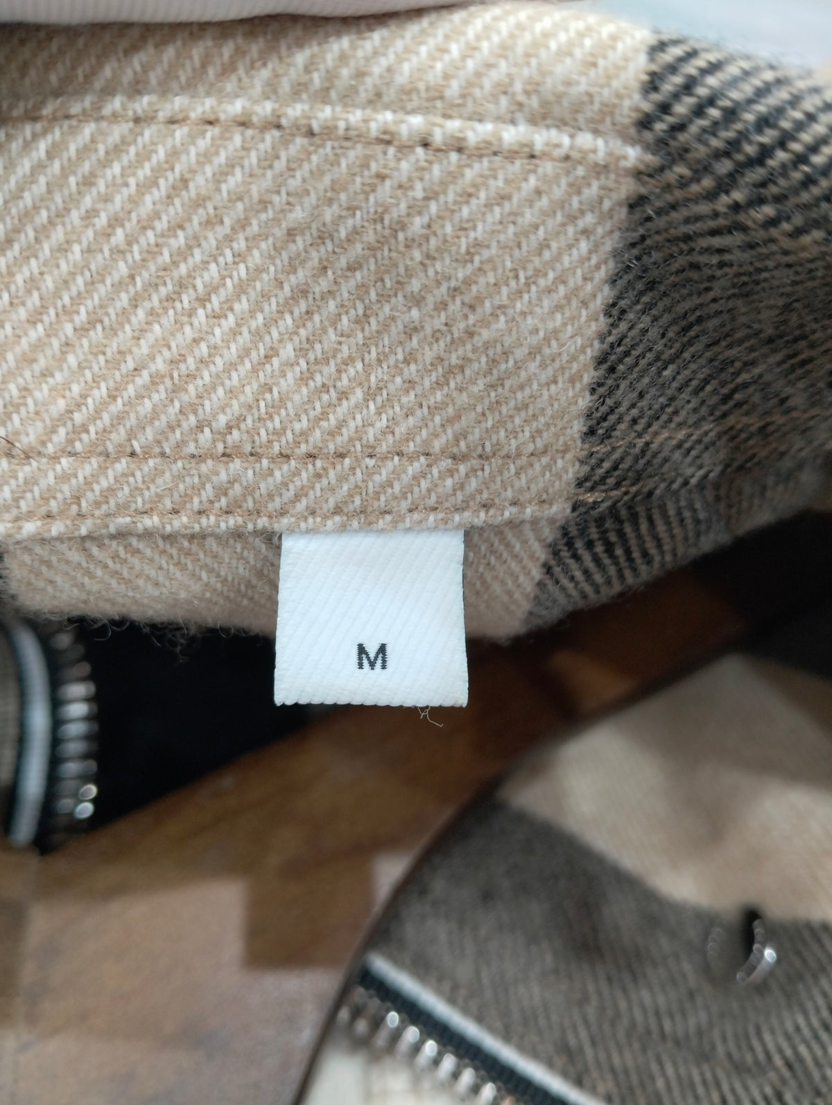 Burberry - Other - Wool - Beige - (M)