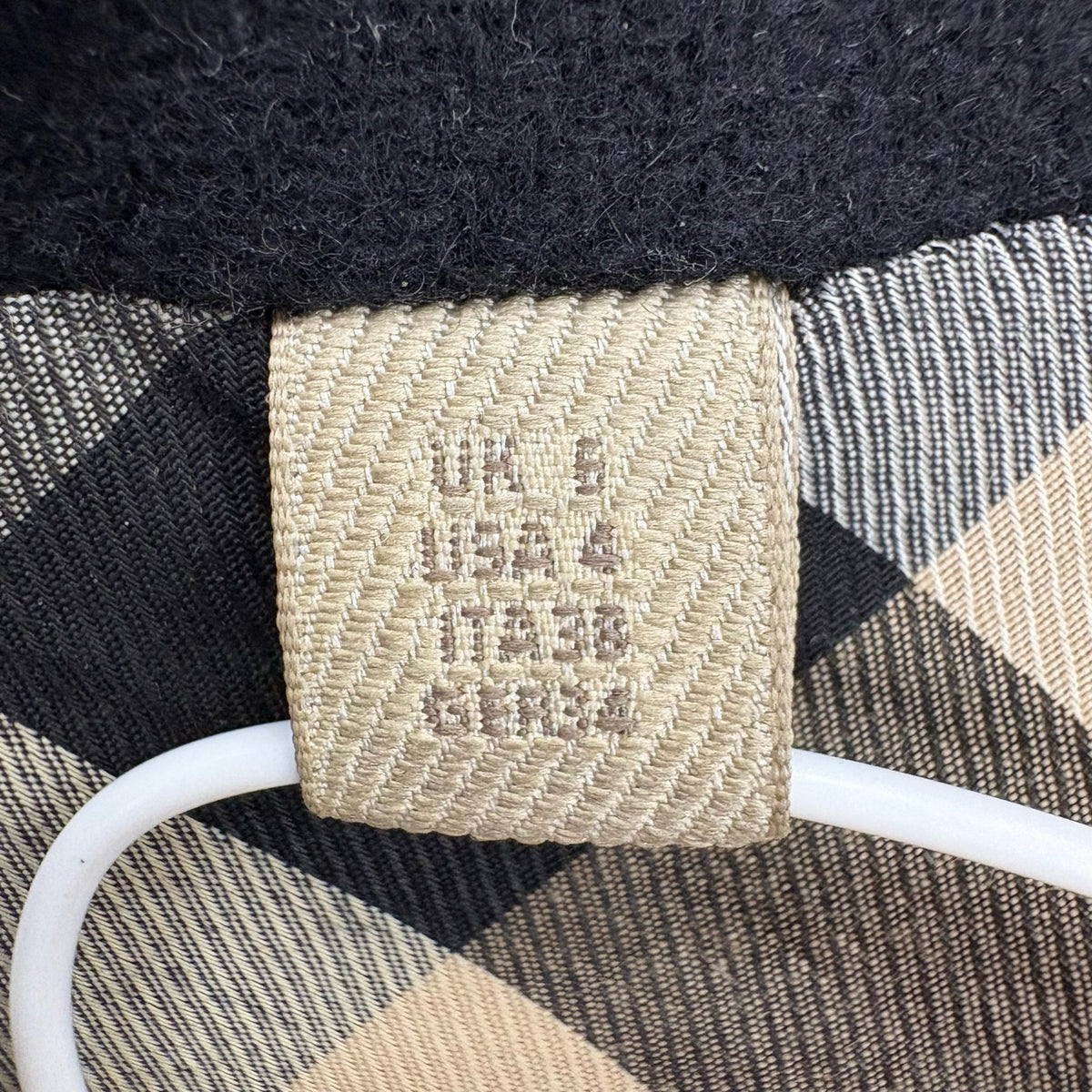 Burberry - Other - Wool - Black - (38)