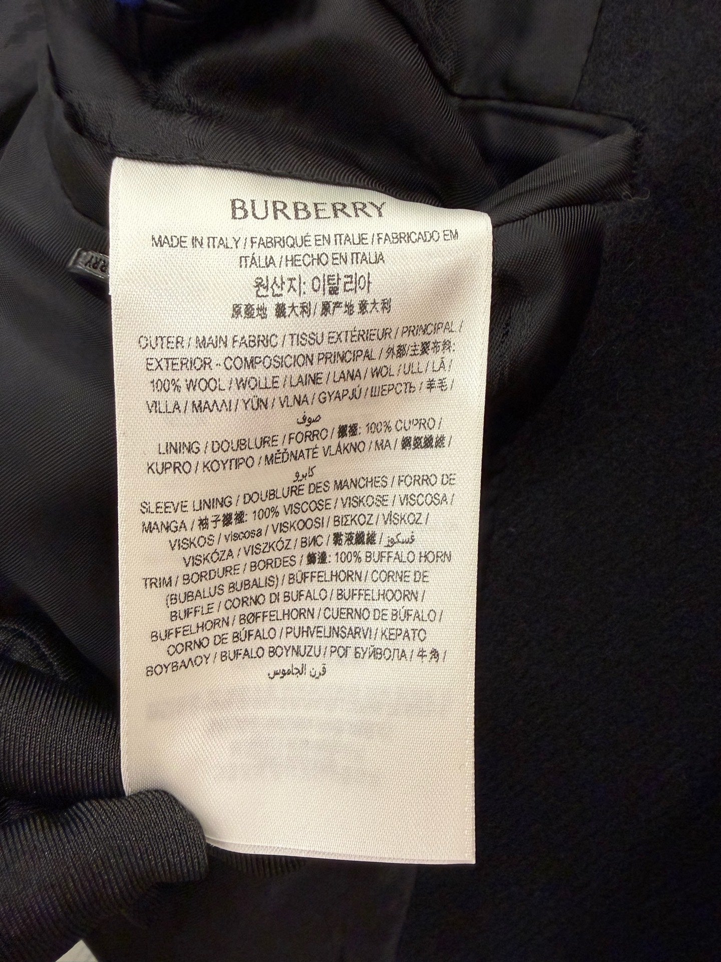 Burberry - Other - Wool - Black - (50)