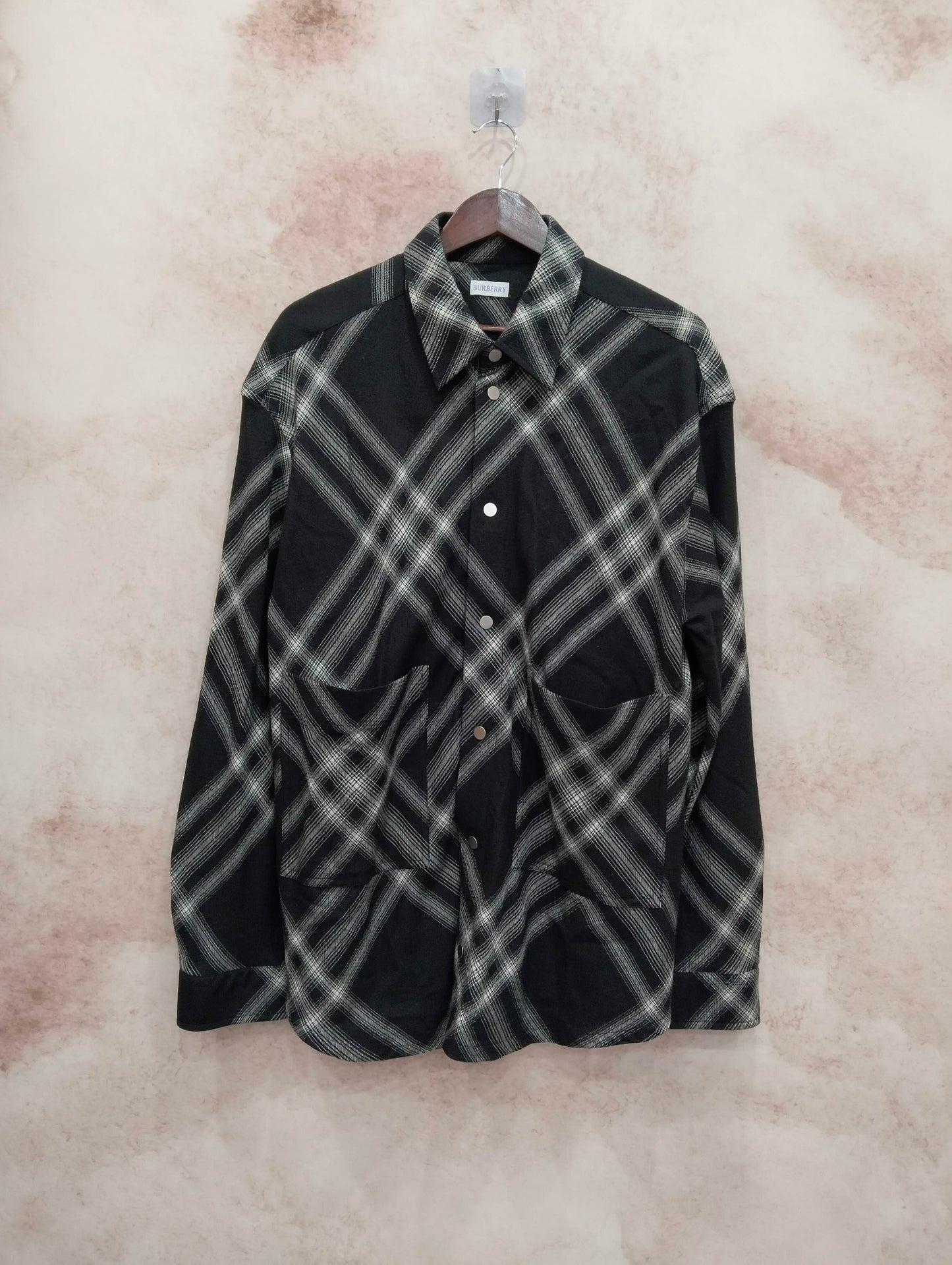 Burberry - Other - Wool - Black - (L)