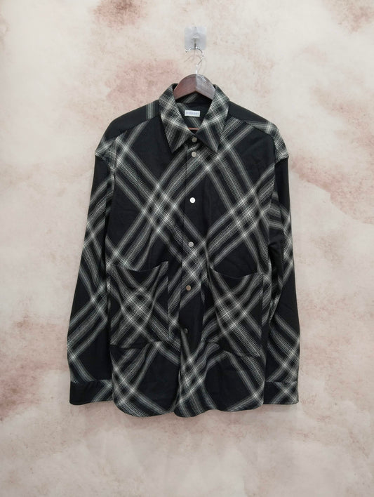 Burberry - Other - Wool - Black - (L)