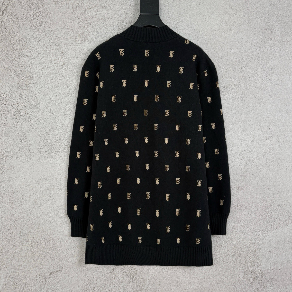 Burberry - Other - Wool - Black - (L)