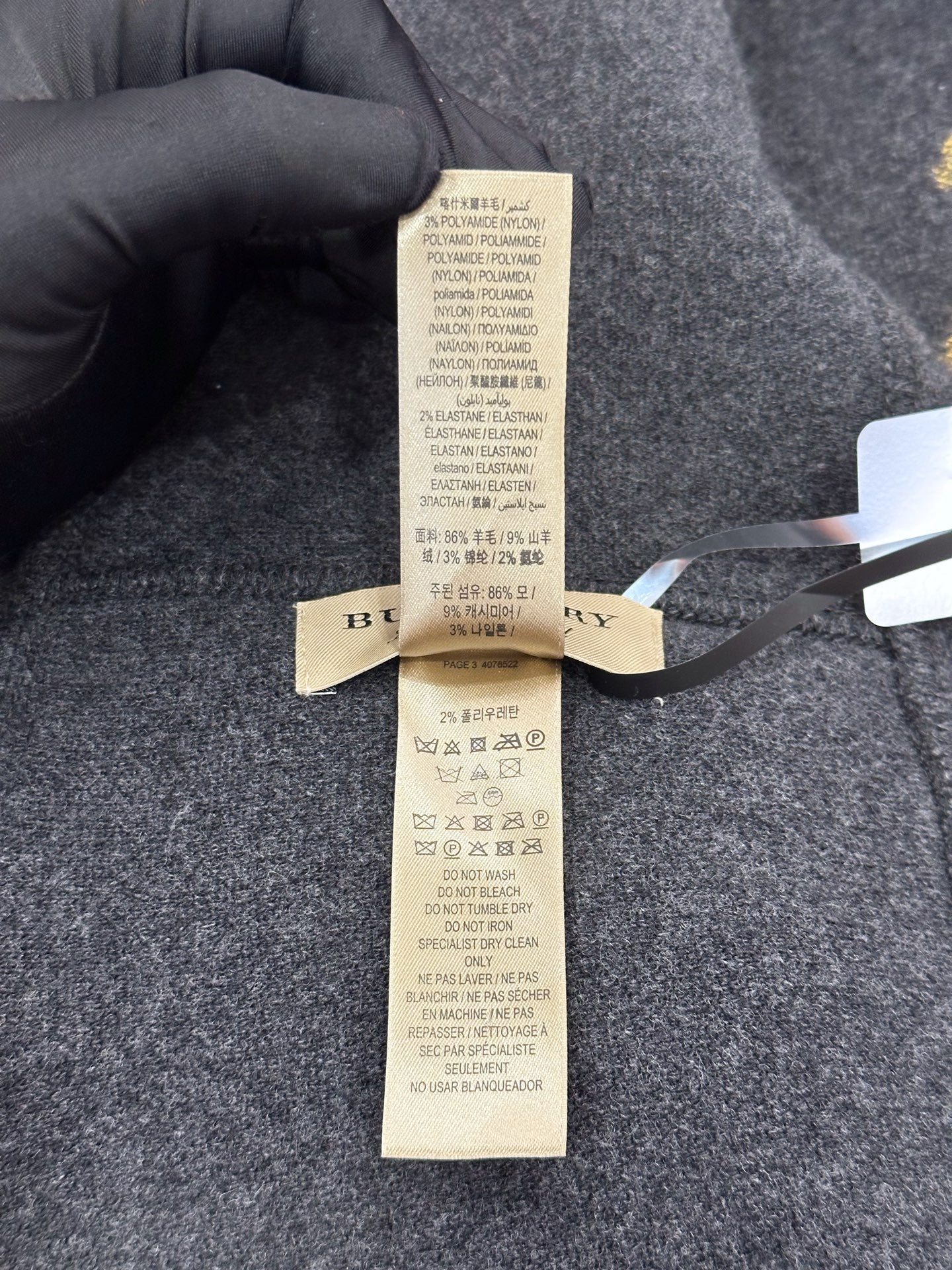 Burberry - Other - Wool - Black - (Taille Unique)