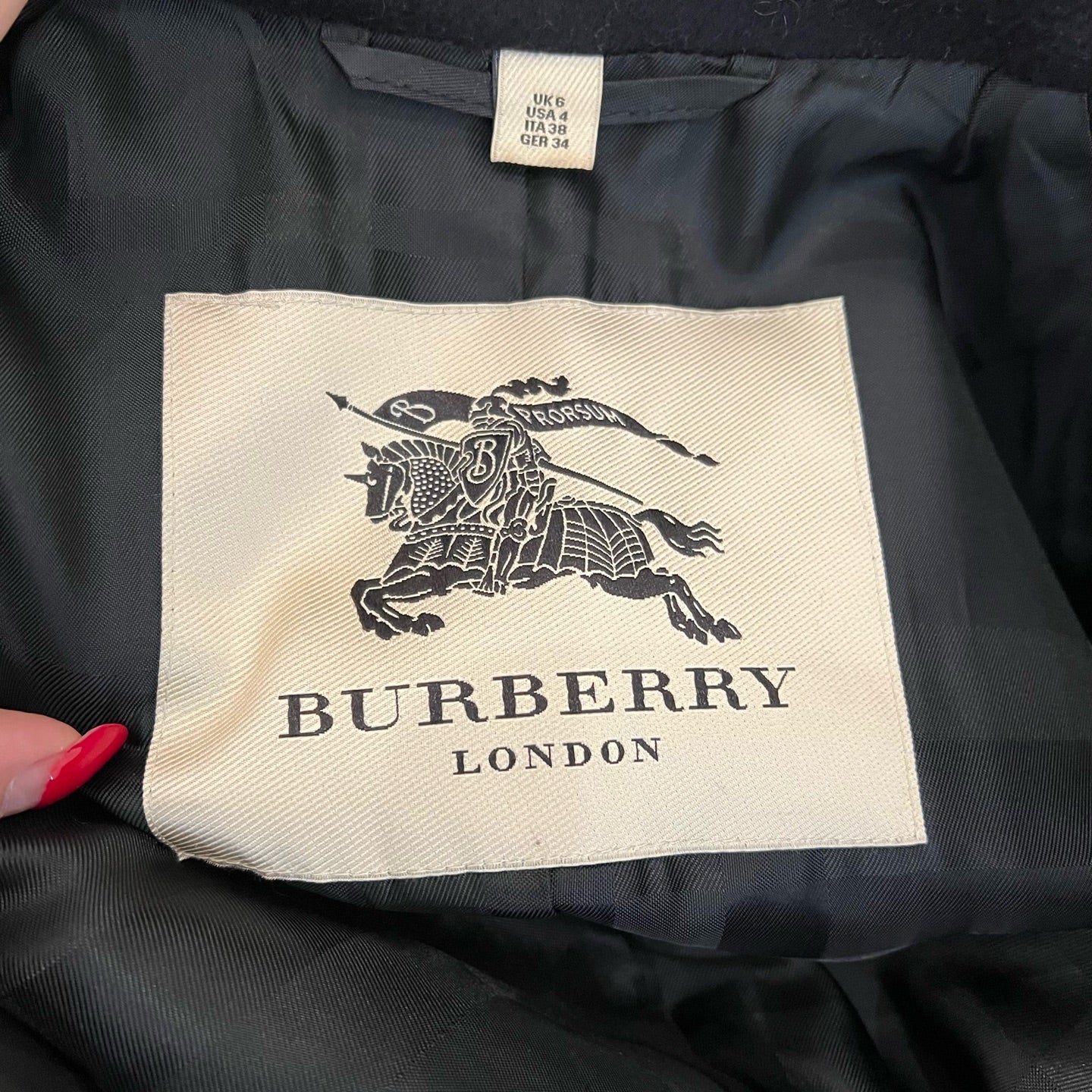 Burberry - Other - Wool - Black - (UK 6)