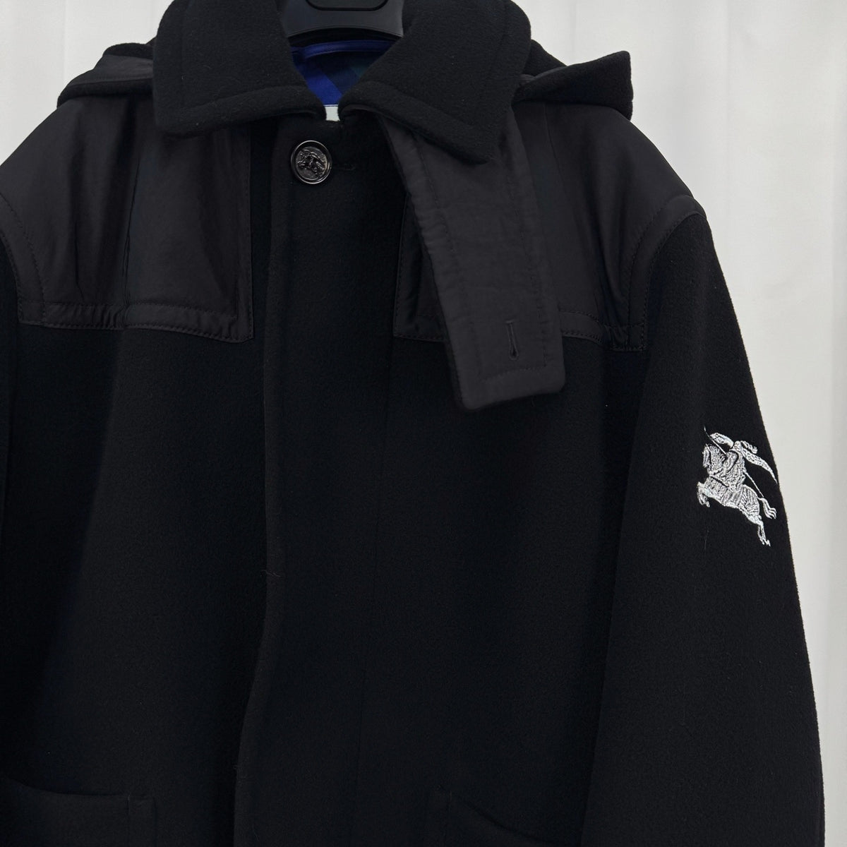 Burberry - Other - Wool - Black - (XS)