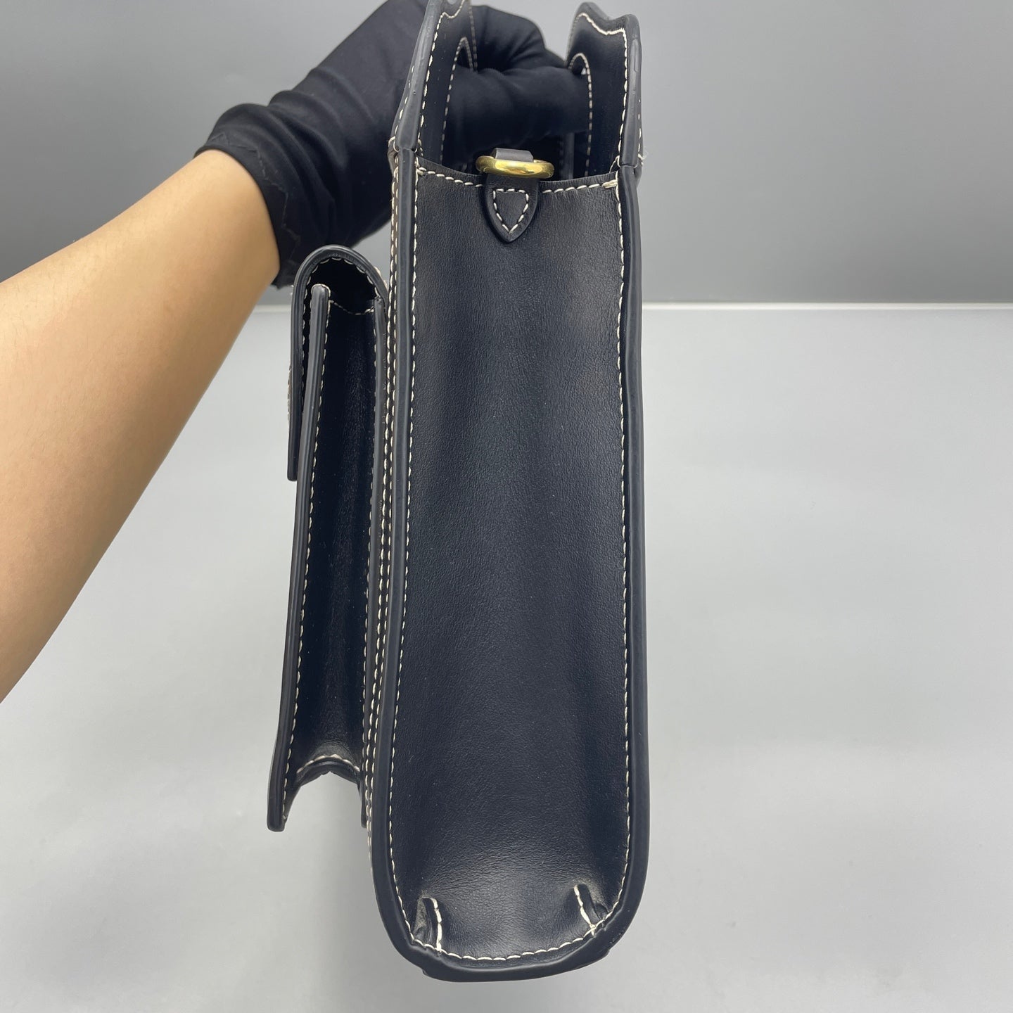 Burberry - Pocket Bag - Canvas and Leather - Black and Beige - (Medium)