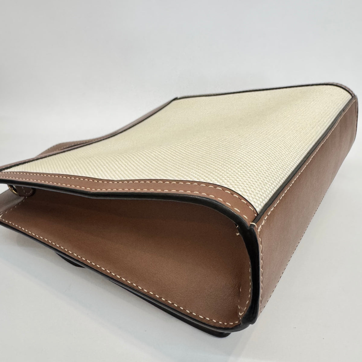Burberry - Pocket - Cloth - Beige - (small)