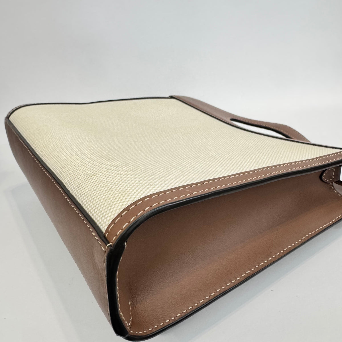 Burberry - Pocket - Cloth - Beige - (small)