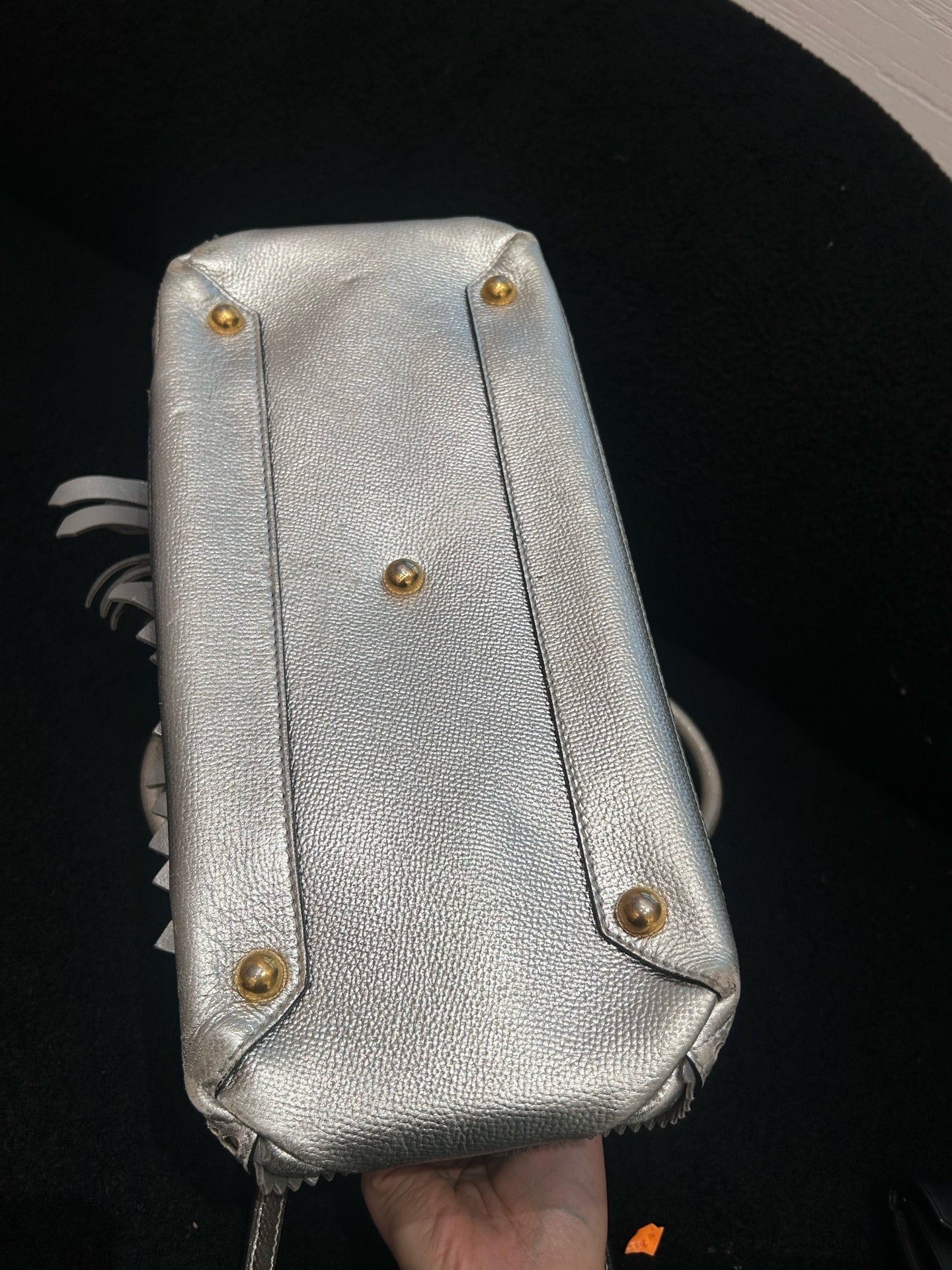 Burberry - Tassel Detail Tote Bag 4068349 - Pebbled leather - Silver - (medium)