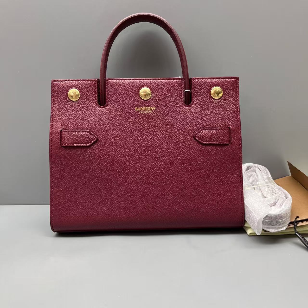 Burberry - Taylor bag - Pebbled leather - Burgundy - (small)