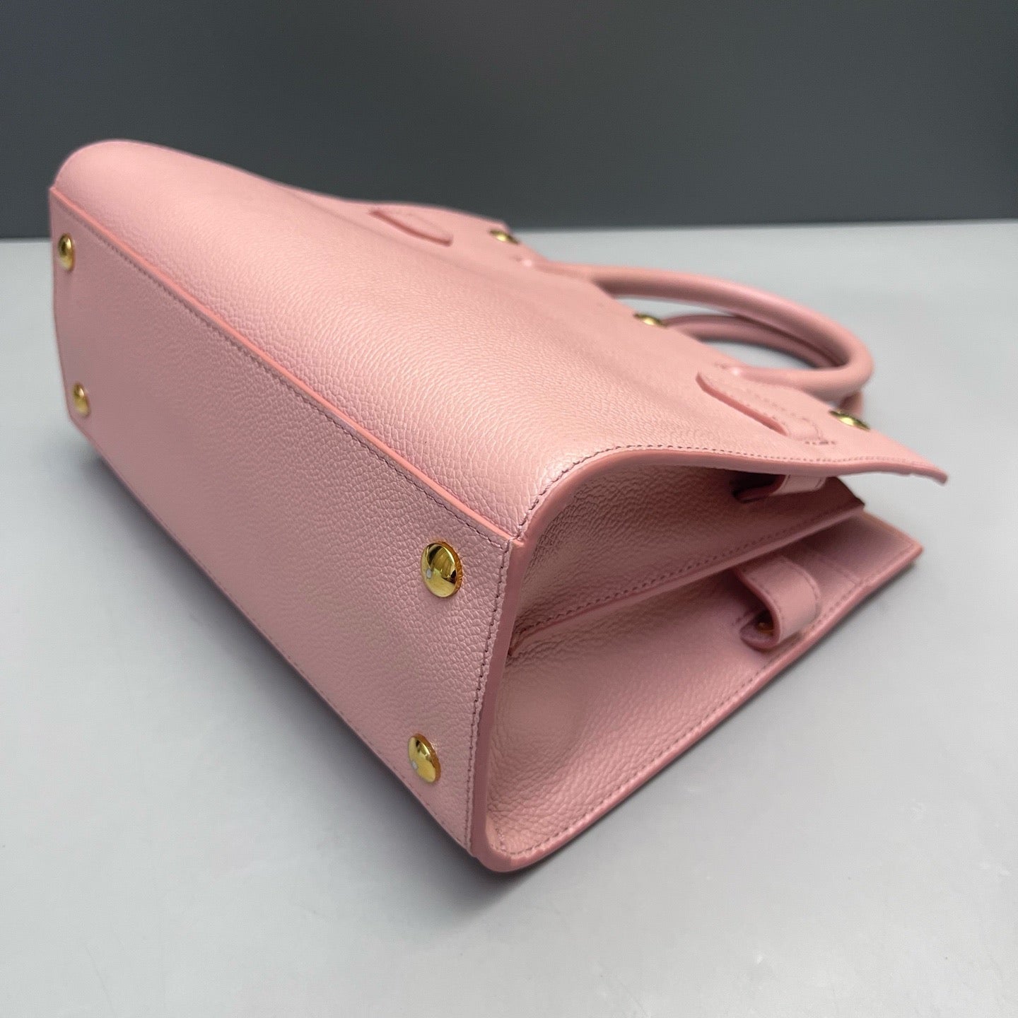 Burberry - Taylor - Leather - Pink - (Medium)
