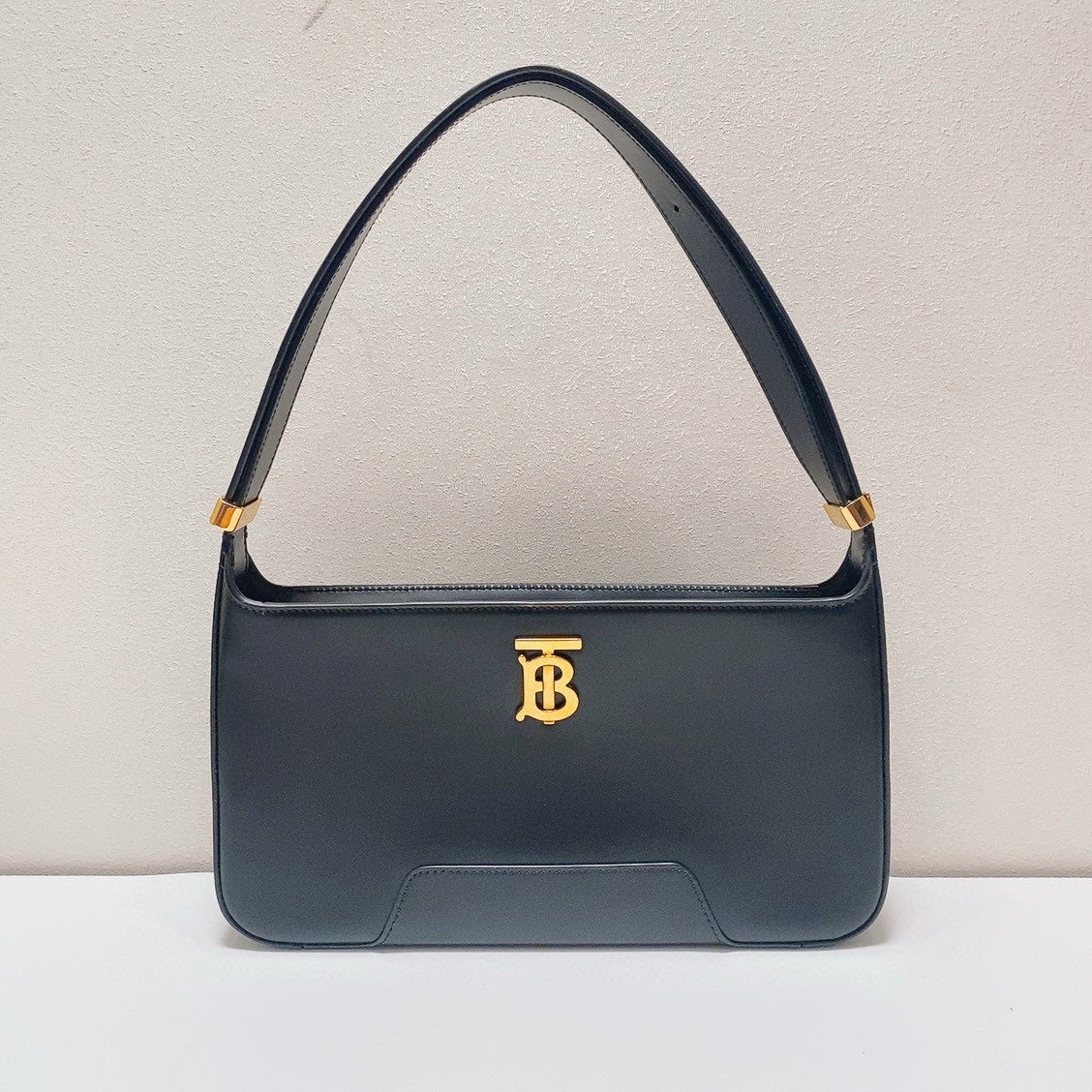 Burberry - TB - Leather - Black