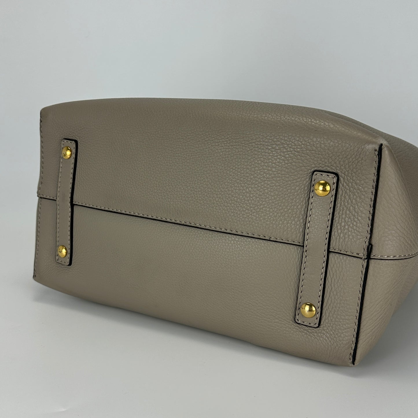 Burberry - The Belt - Grained leather - Beige with White Accents - (medium)