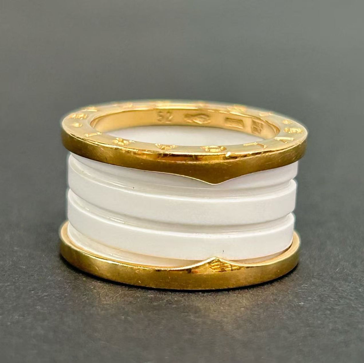 Bvlgari - B.Zero 1 - Yellow gold - White - (52)